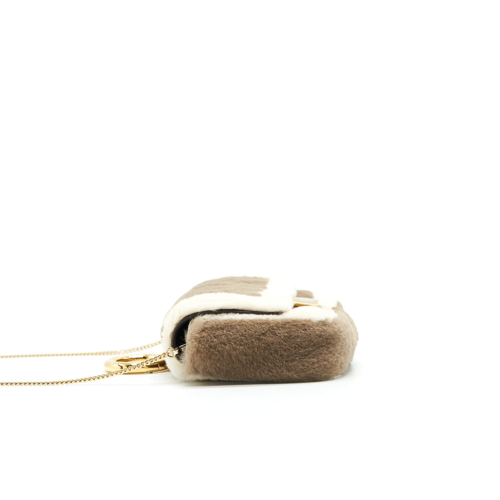 fendi-nano-baguette-brown-mink-charm