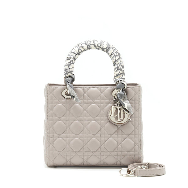 dior-lady-dior-medium-lambskin-grey-shw-with-an-extra-twilly