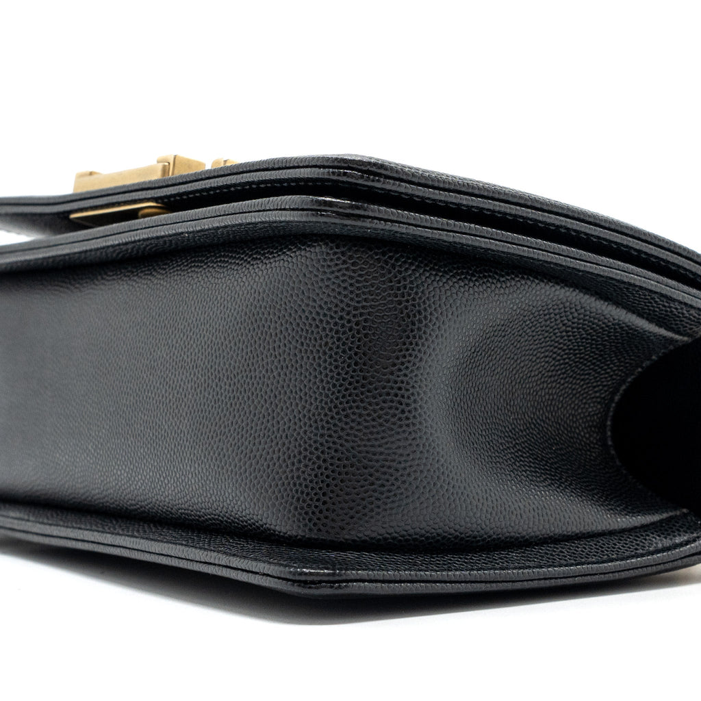 chanel-small-boy-bag-caviar-black-ghw-microchip-3