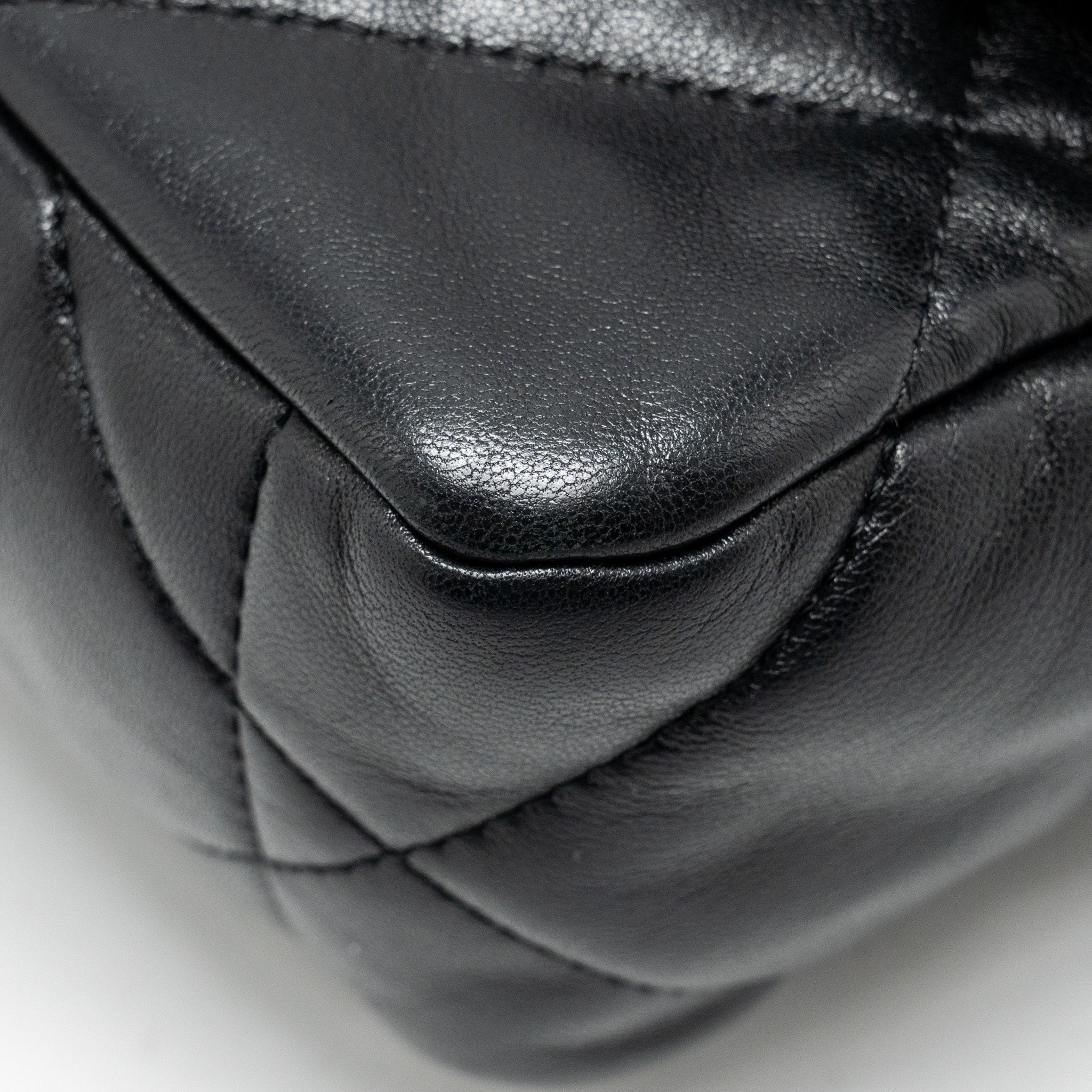 chanel-small-19-bag-lambskin-black-multicolour-hardware-3