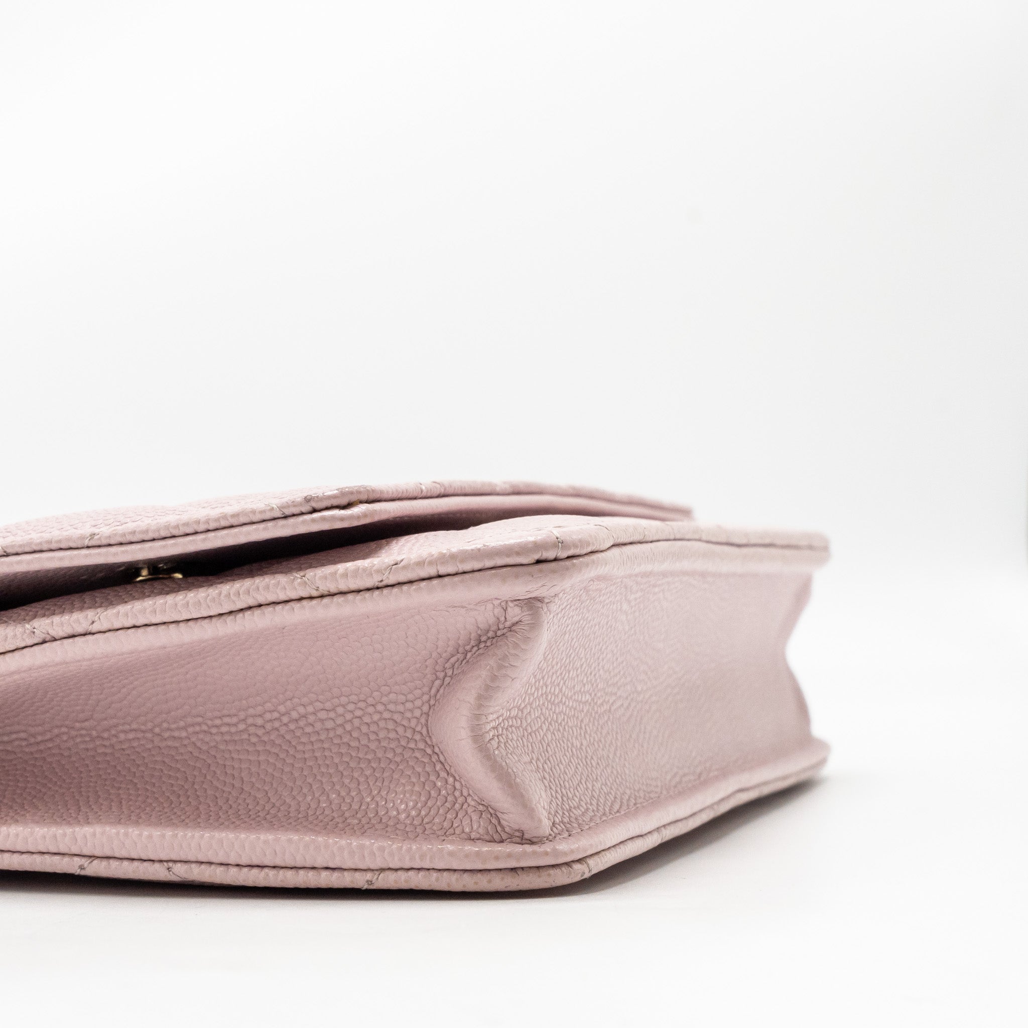 chanel-classic-wallet-on-chain-caviar-light-pink-lghw-1