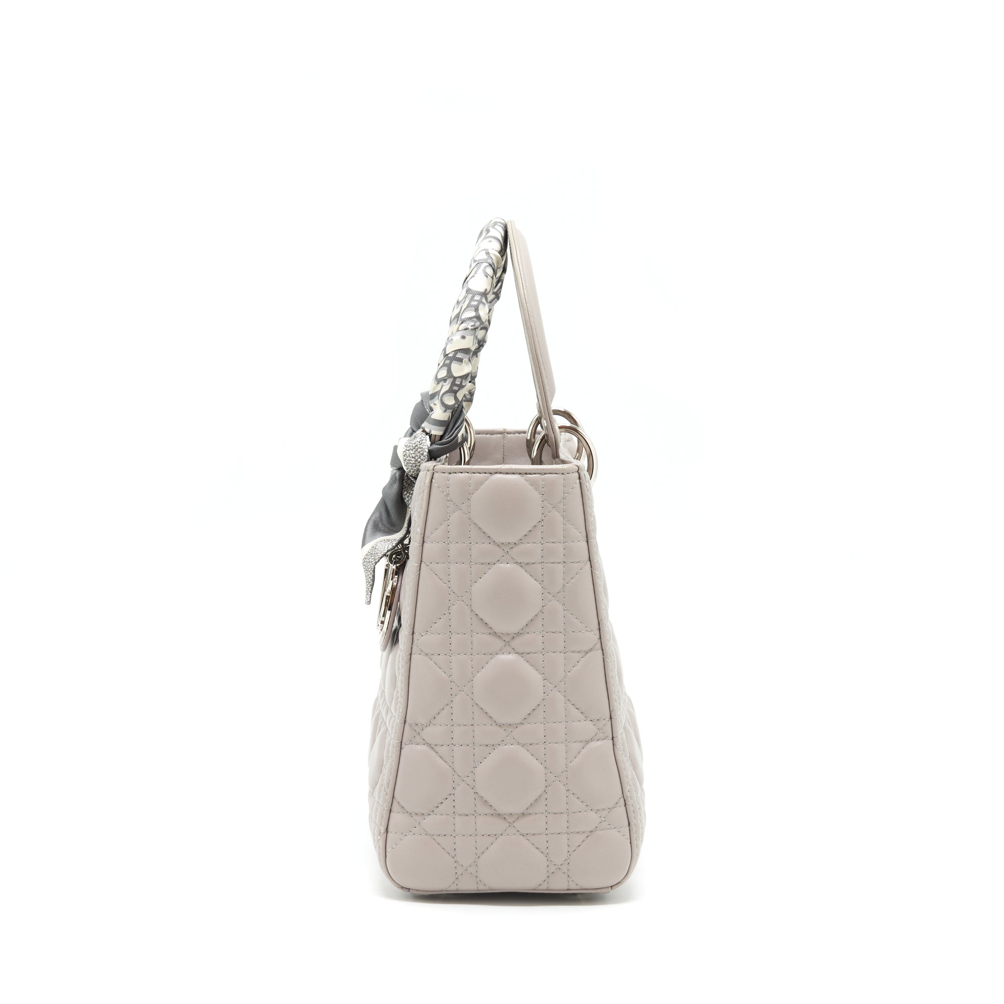 dior-lady-dior-medium-lambskin-grey-shw-with-an-extra-twilly