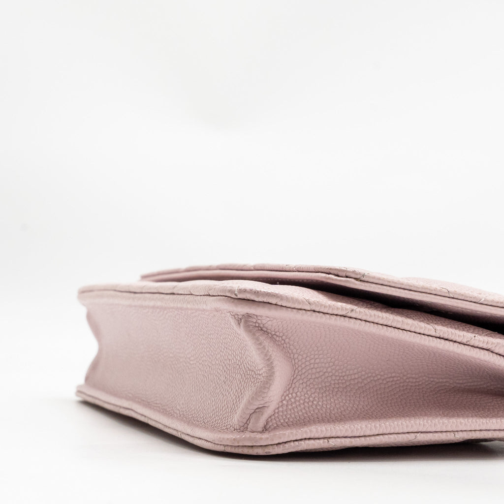 chanel-classic-wallet-on-chain-caviar-light-pink-lghw-1