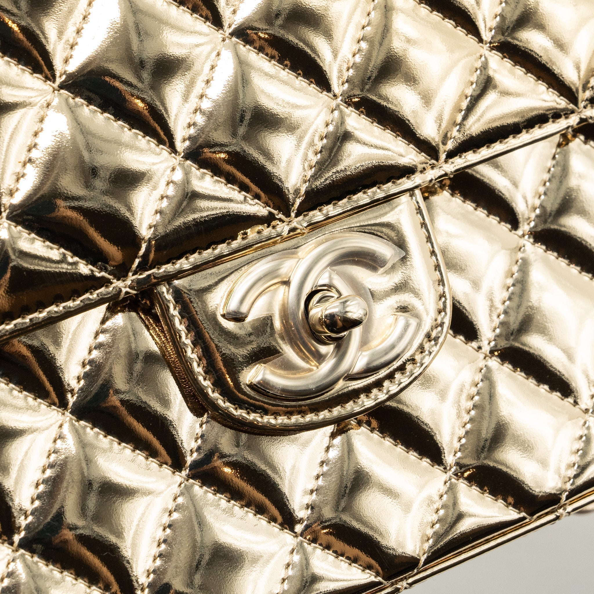chanel-24c-backpack-with-star-patent-leather-gold-lghw-microchip