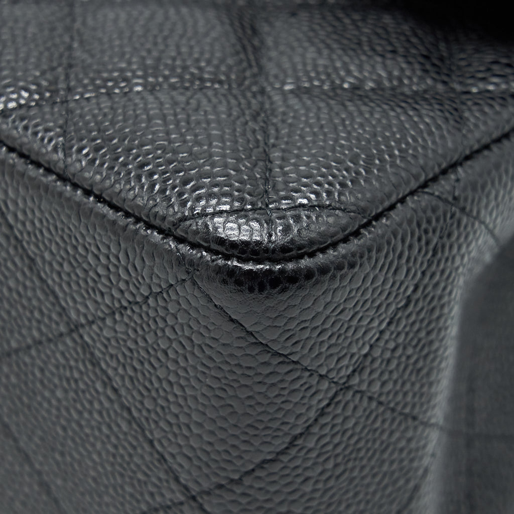 chanel-classic-jumbo-double-flap-bag-black-caviar-ghw