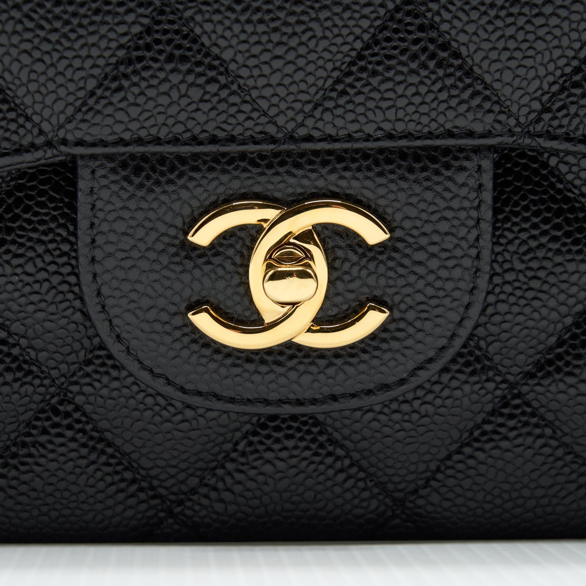 chanel-classic-jumbo-double-flap-bag-black-caviar-ghw