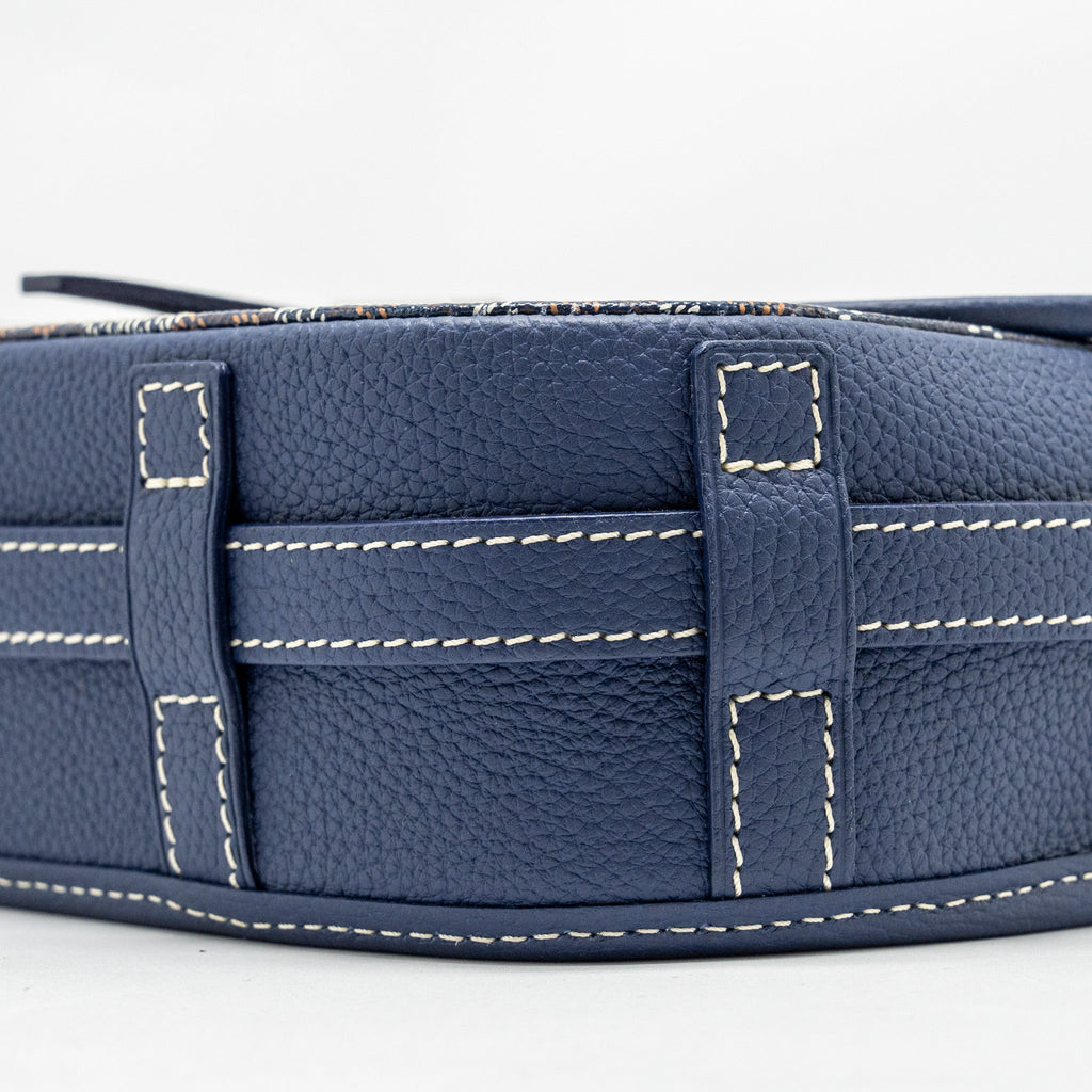 goyard-belvedere-pm-messenger-bag-goyardine-canvas-navy-shw