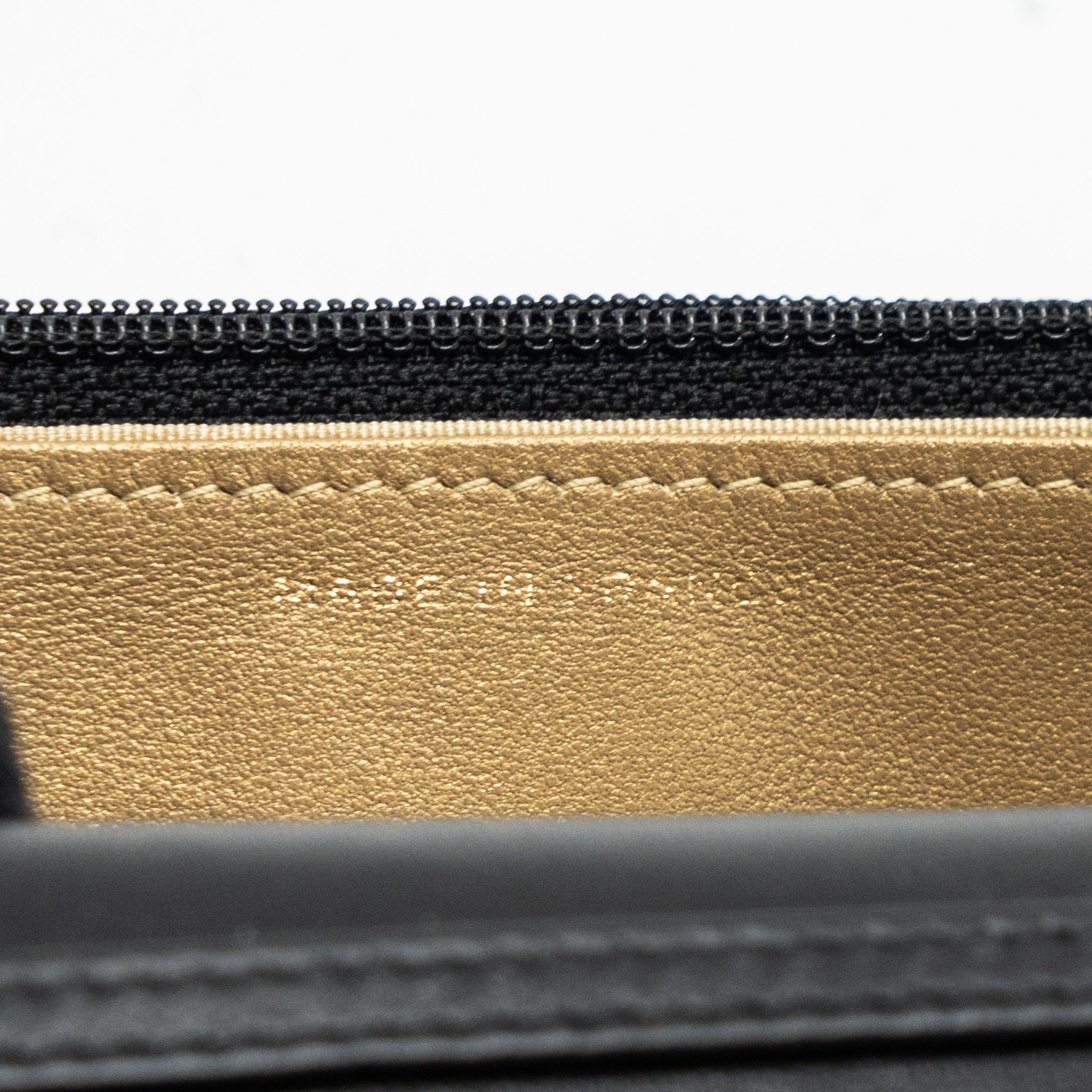 chanel-pearl-crush-wallet-on-chain-lambskin-black-ghw-microchip-10