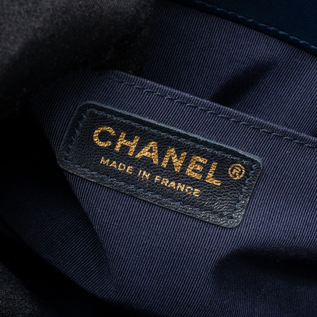 chanel-medium-boy-bag-calfskin-blue-ghw-1