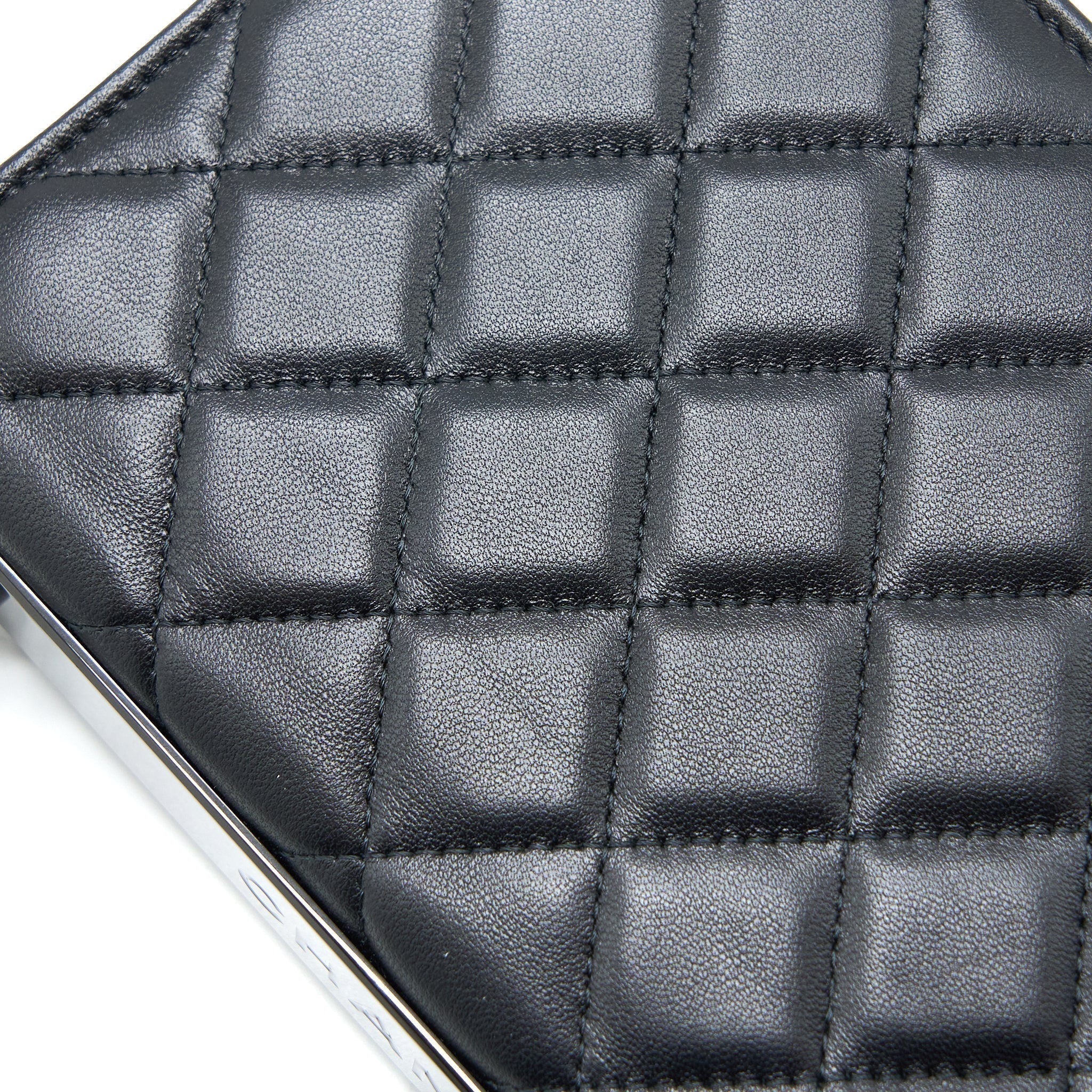 chanel-trendy-cc-wallet-on-chain-lambskin-so-black-with-black-hardware-microchip