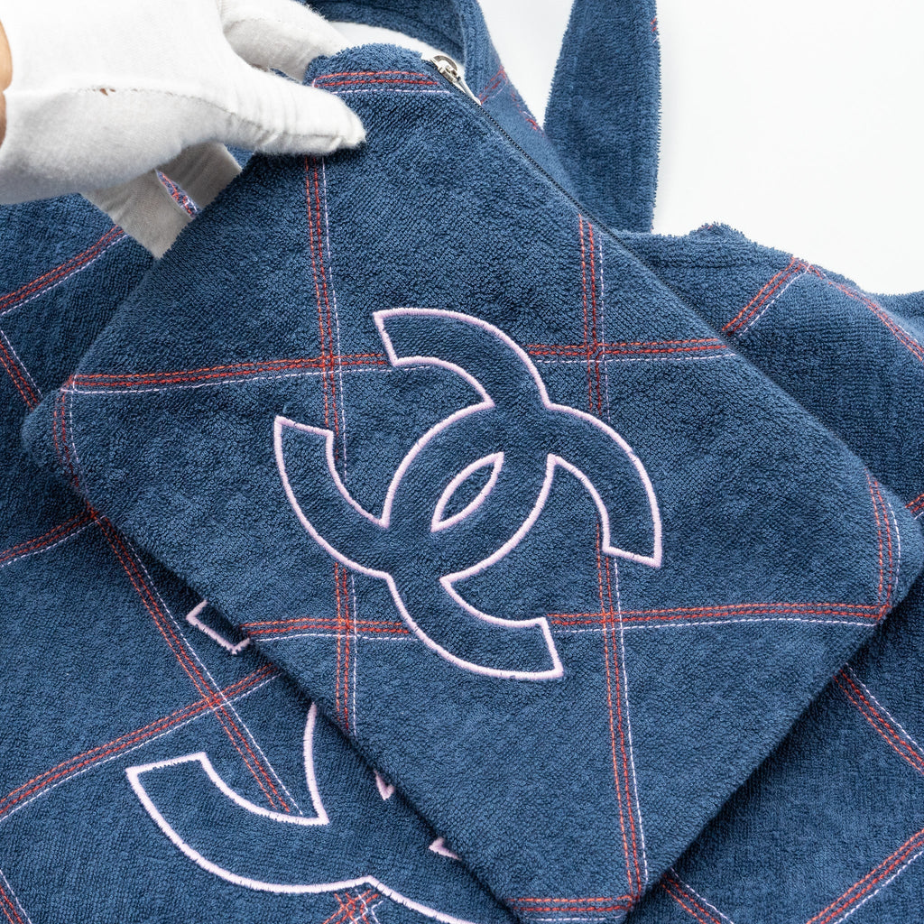 chanel-coco-beach-tote-bag-with-towel-pouch-set-terry-cloth-navy-shw-copy