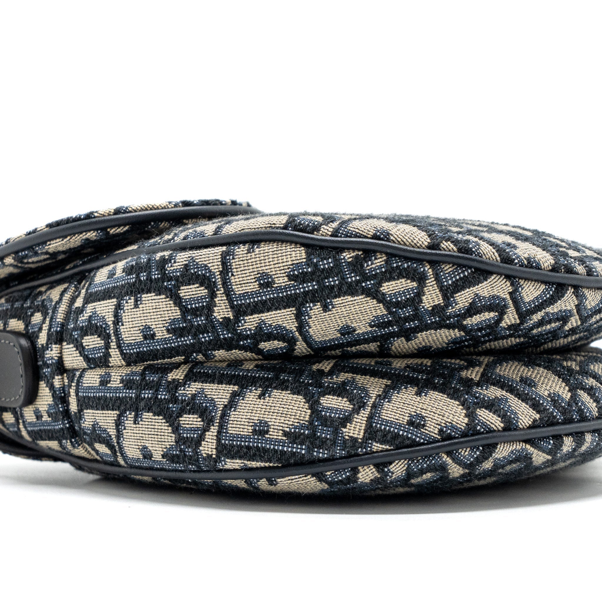 dior-medium-saddle-bag-blue-oblique-jacquard-canvas-ghw