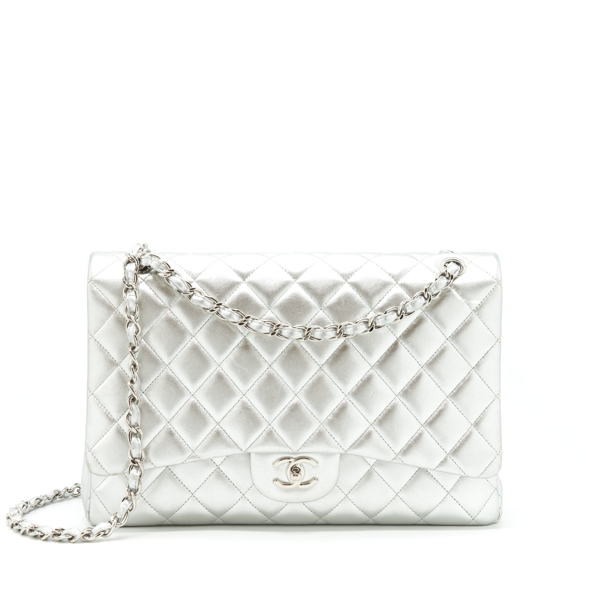 chanel-maxi-classic-double-flap-bag-lambskin-sliver-shw