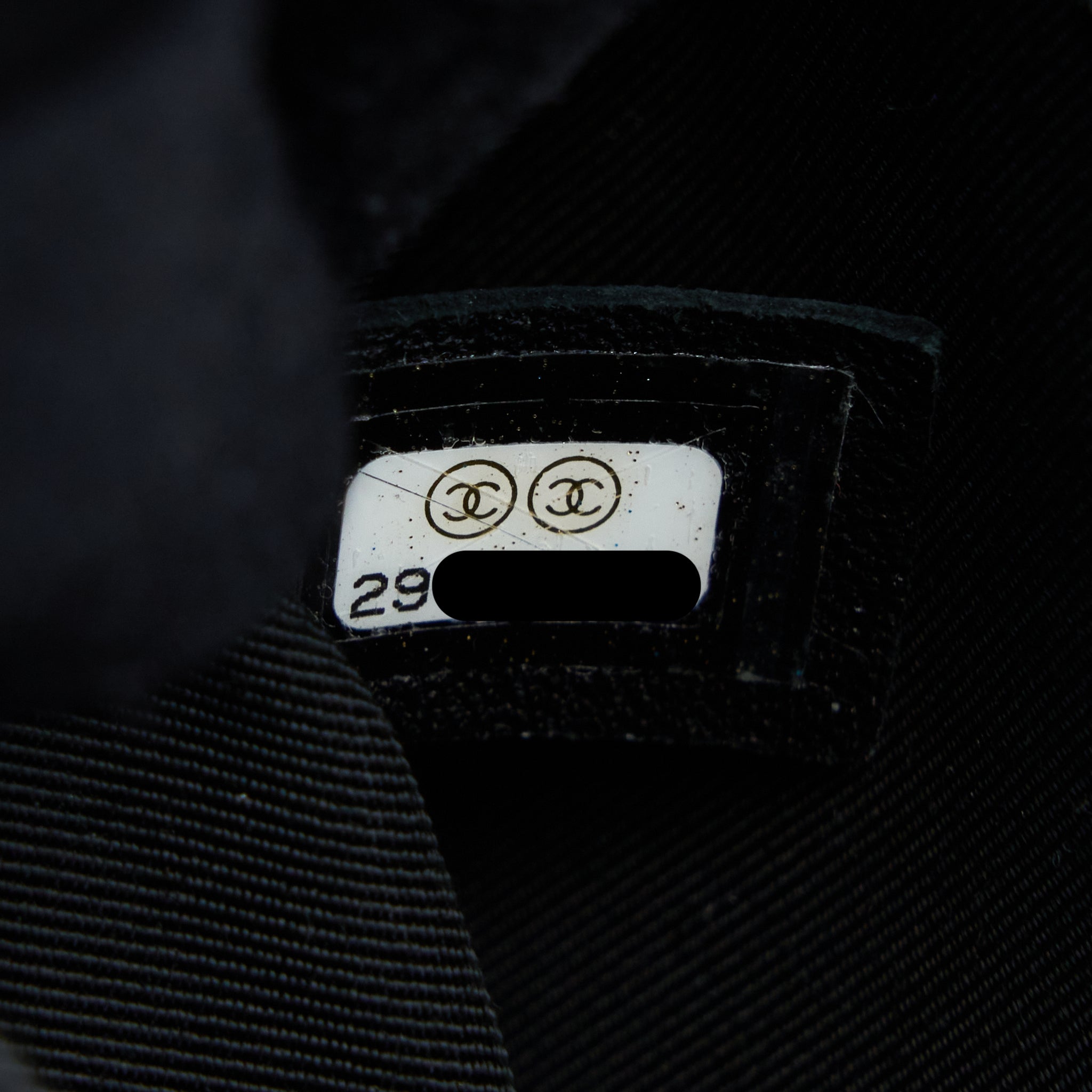 chanel-small-boy-bag-caviar-black-ghw-3