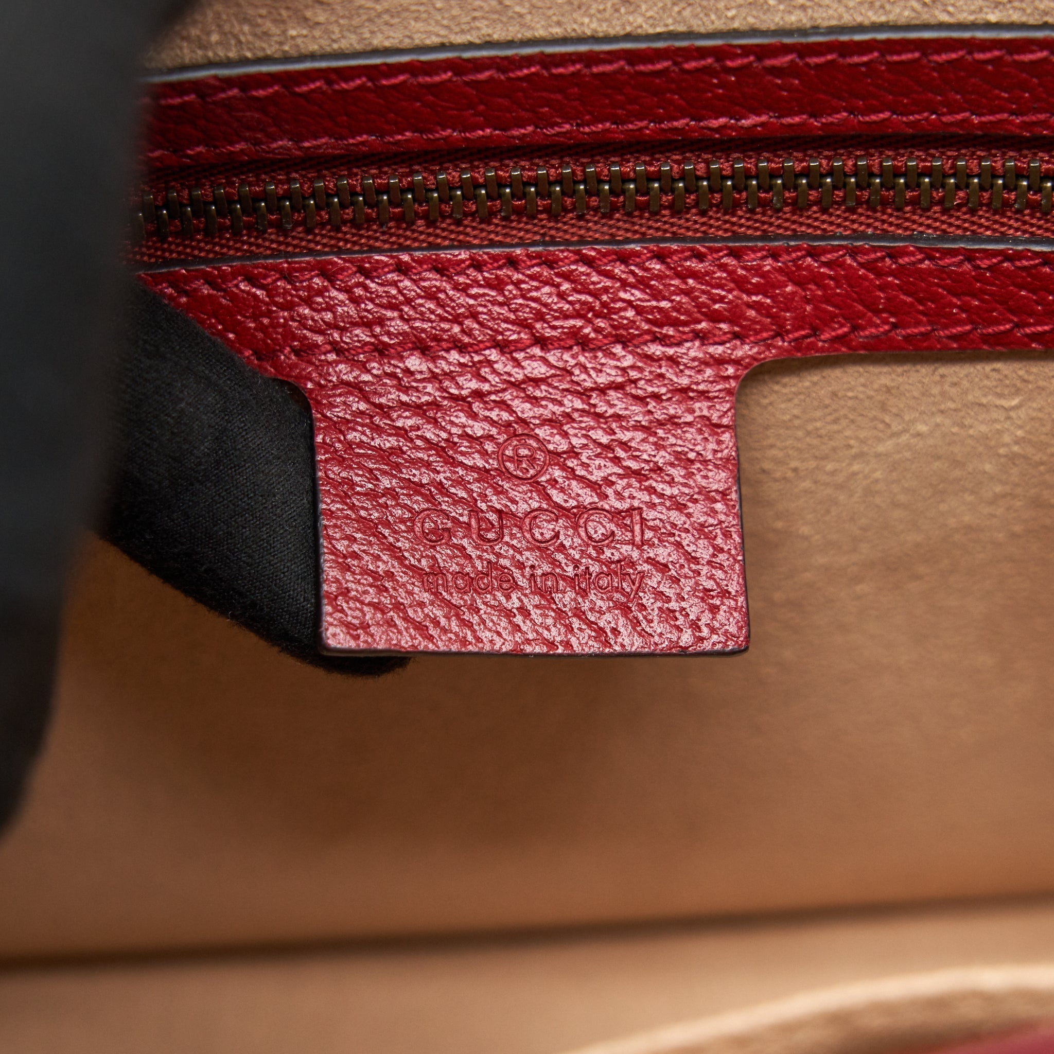 gucci-queen-margaret-top-handle-bag-red-monogram