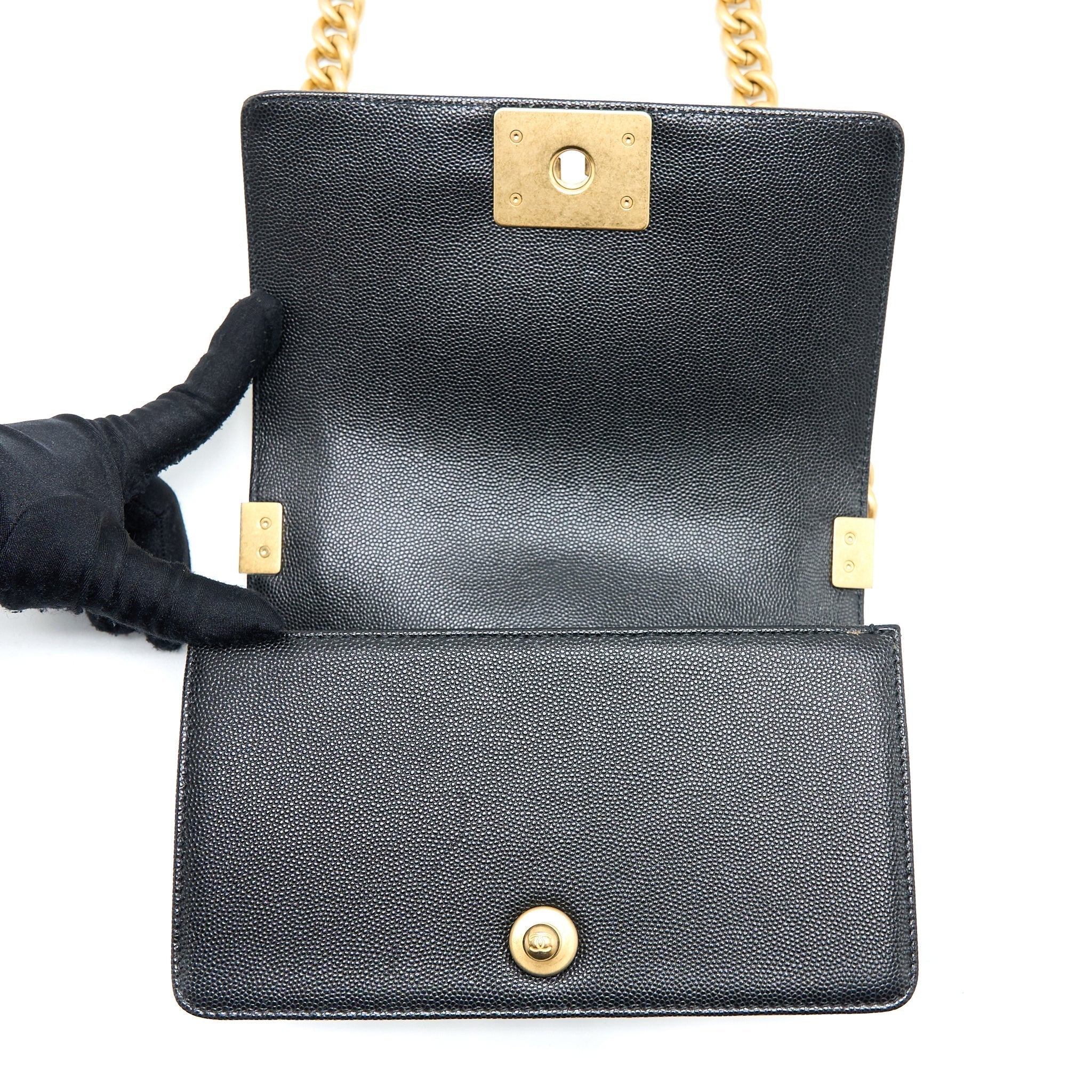 chanel-small-boy-bag-caviar-black-ghw-3