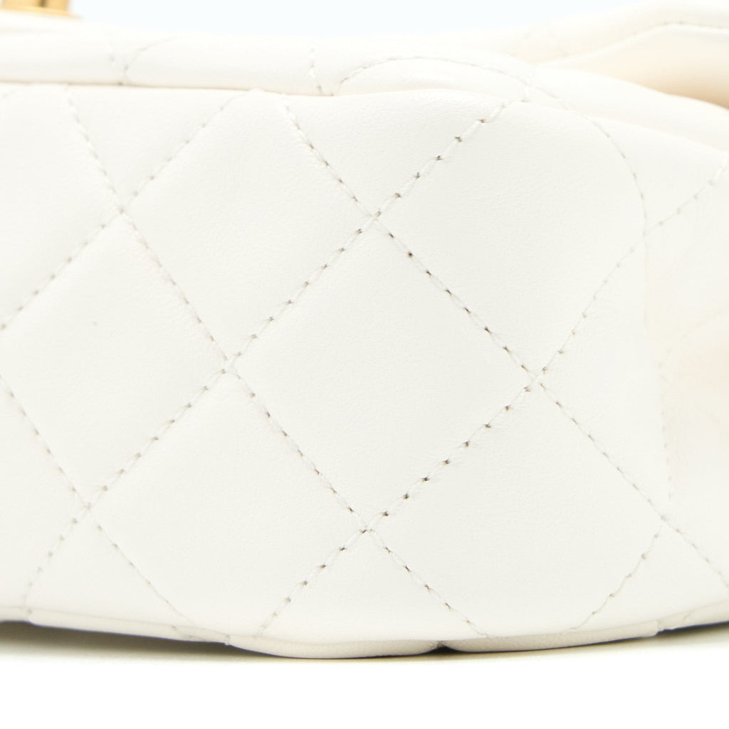 chanel-pearl-crush-mini-rectangular-lambskin-white-ghw-microchip