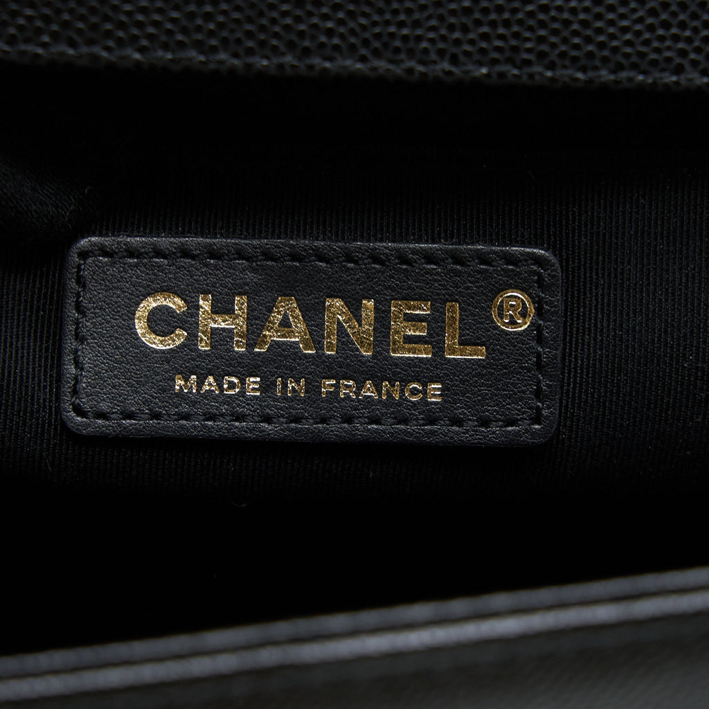 chanel-medium-boy-bag-caviar-black-brushed-ghw-1