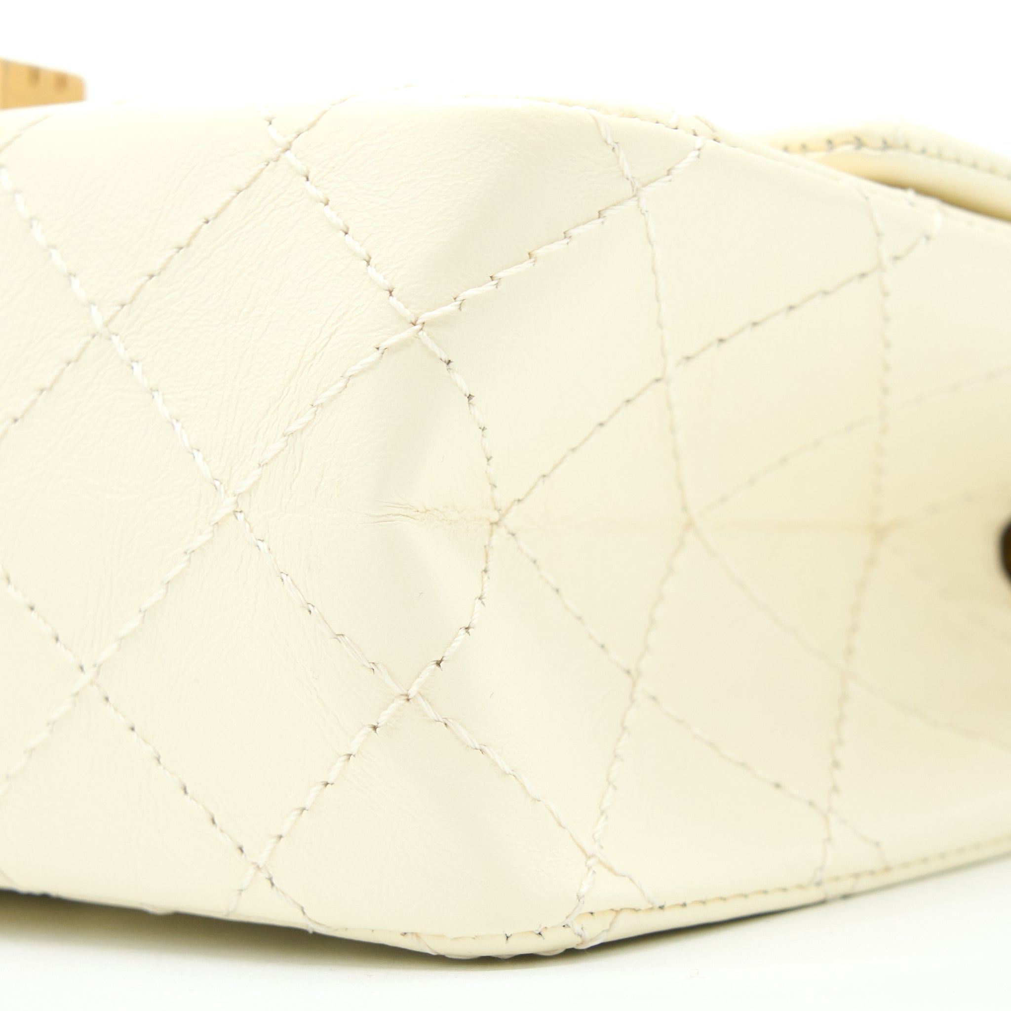 chanel-20a-mini-2-55-reissue-flap-bag-aged-calfskin-creamy-white-brushed-ghw