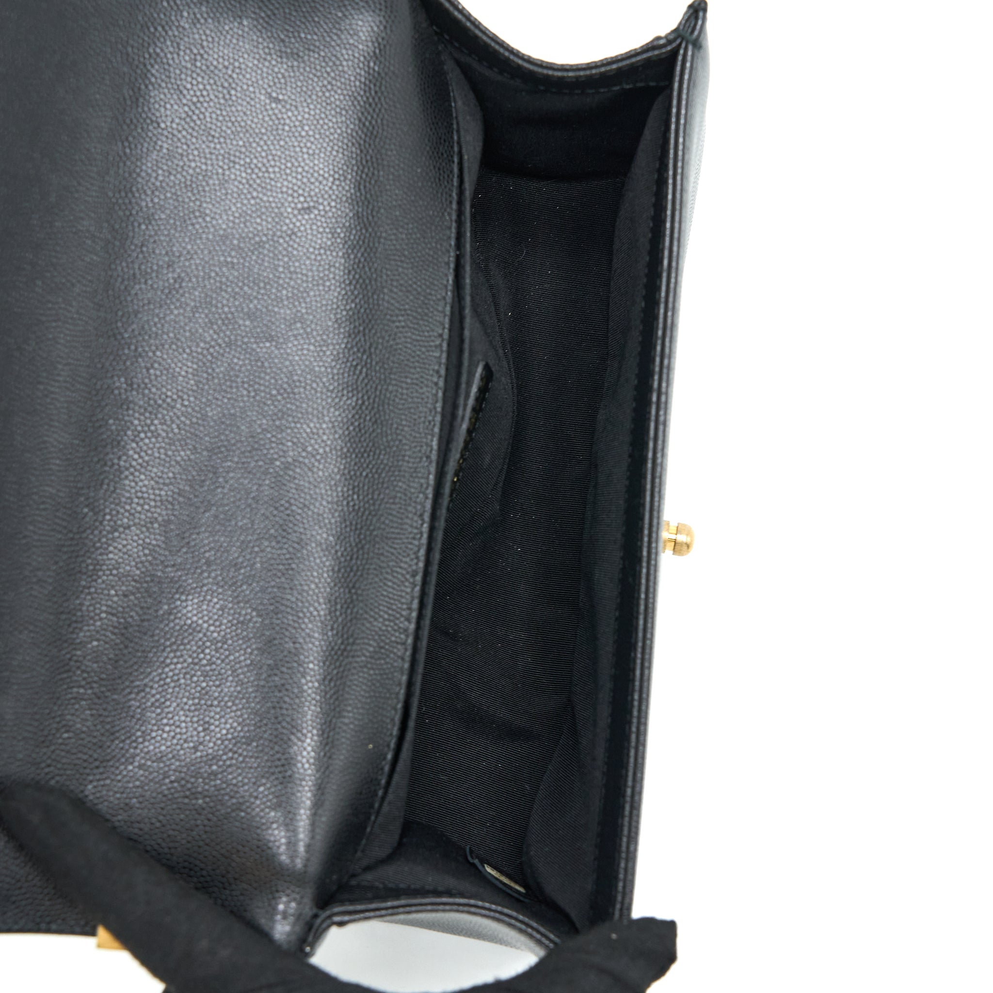 chanel-medium-boy-bag-caviar-black-brushed-ghw-1