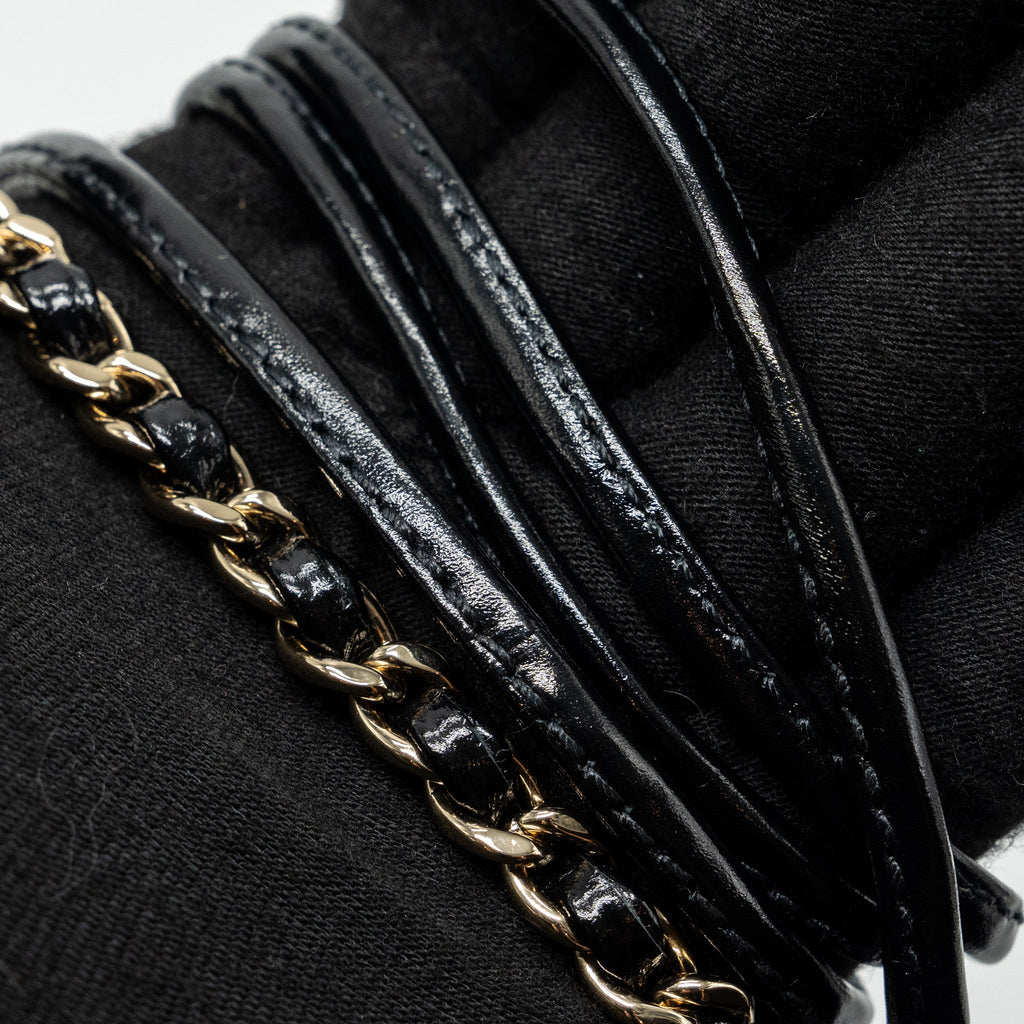 chanel-23c-mini-31-bag-shiny-calfskin-black-lghw-microchip