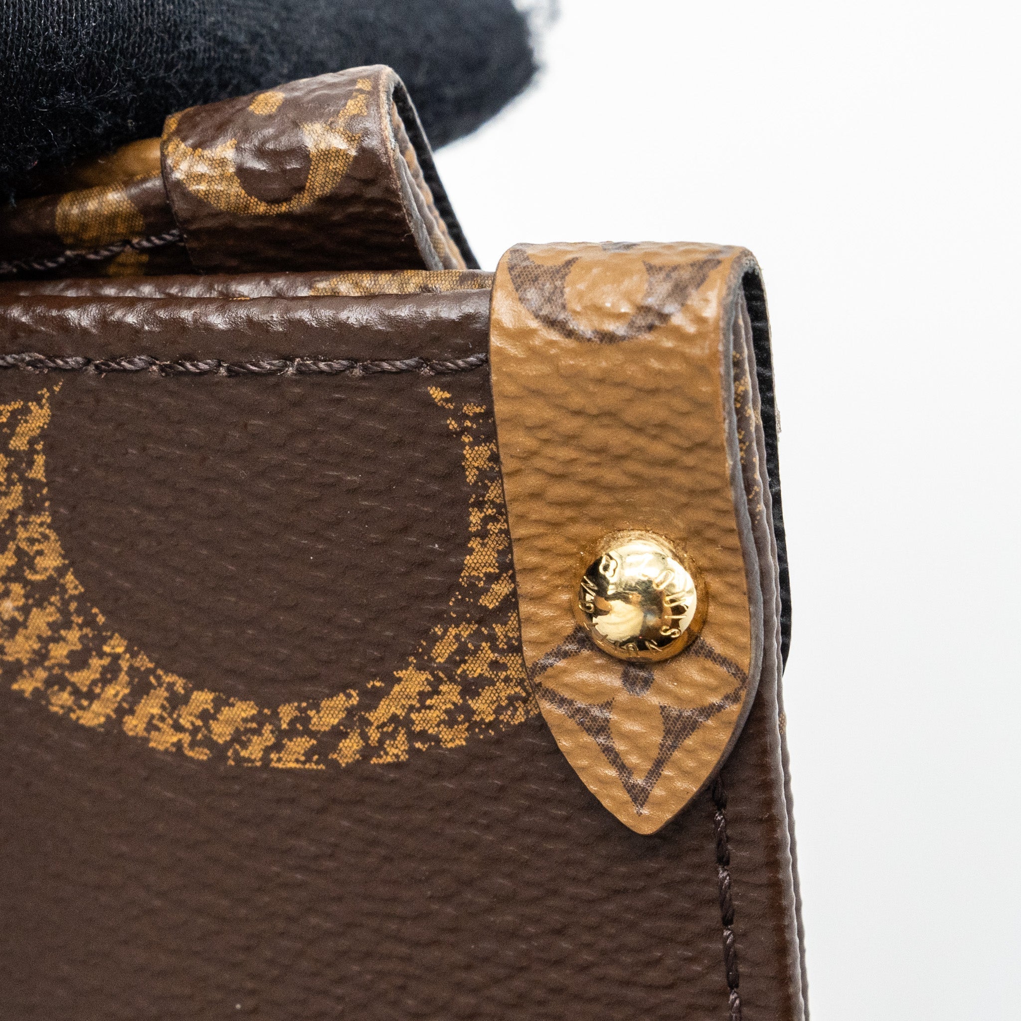 louis-vuitton-onthego-mm-monogram-canvas-ghw-copy-1