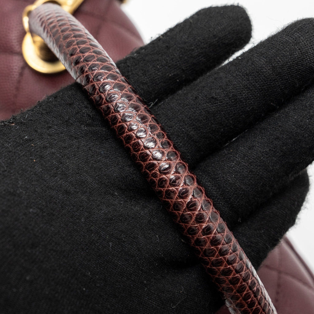 chanel-medium-coco-handle-with-lizard-handle-caviar-burgundy-ghw