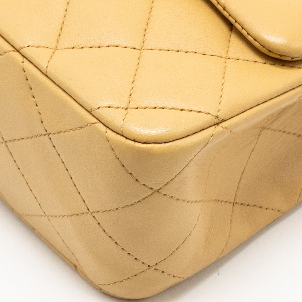 chanel-medium-classic-double-flap-bag-lambskin-beige-ghw
