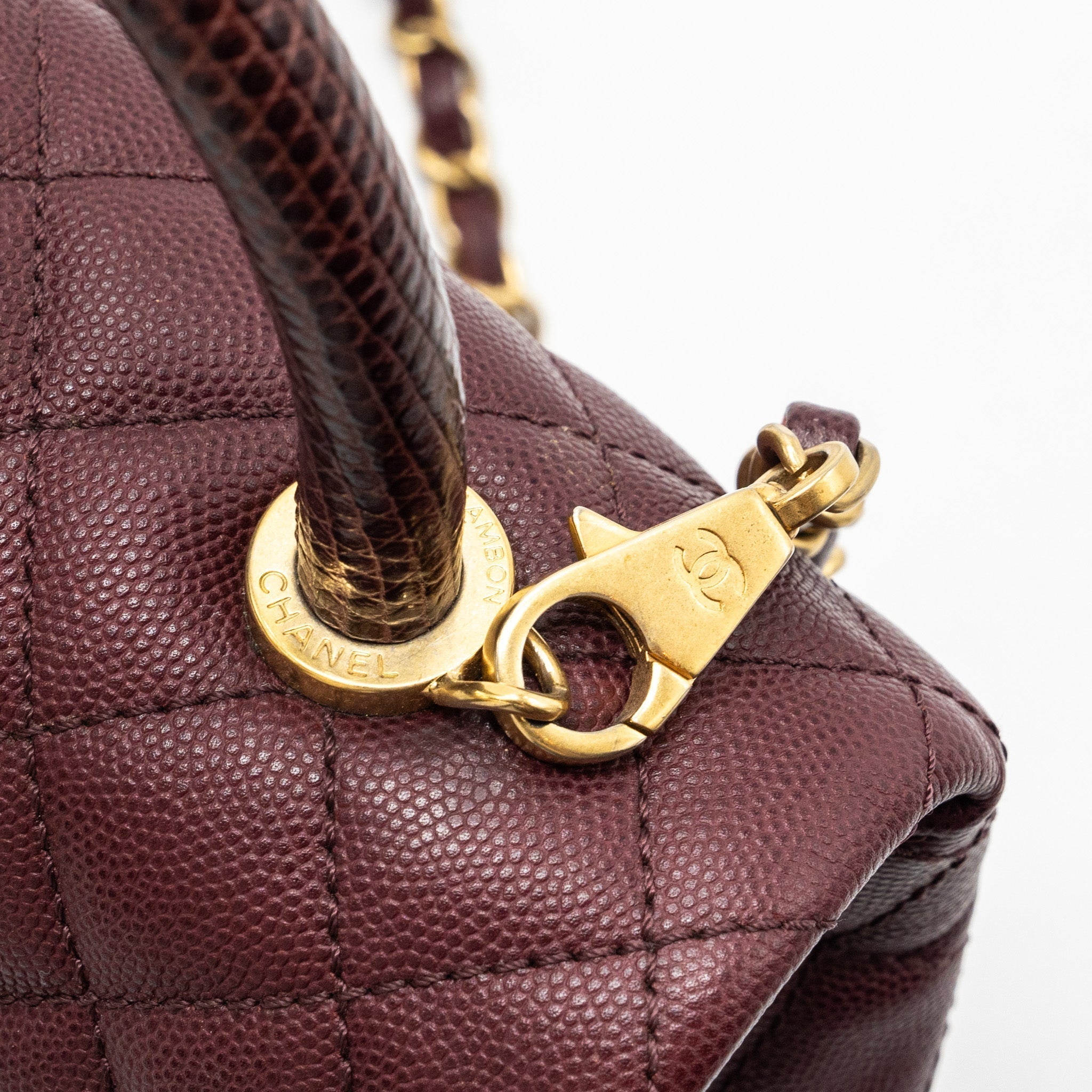 chanel-medium-coco-handle-with-lizard-handle-caviar-burgundy-ghw