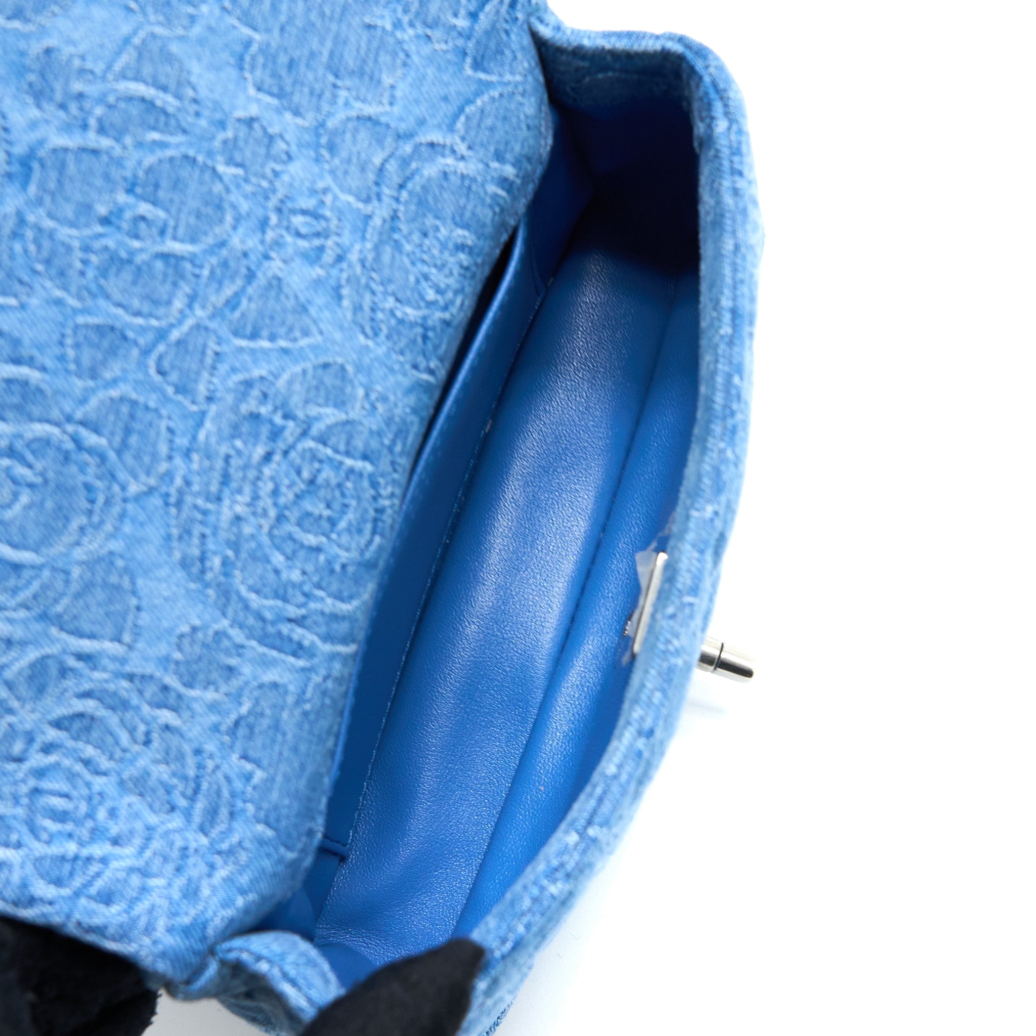 chanel-23p-mini-coco-love-flap-bag-denim-light-blue-shw-microchip