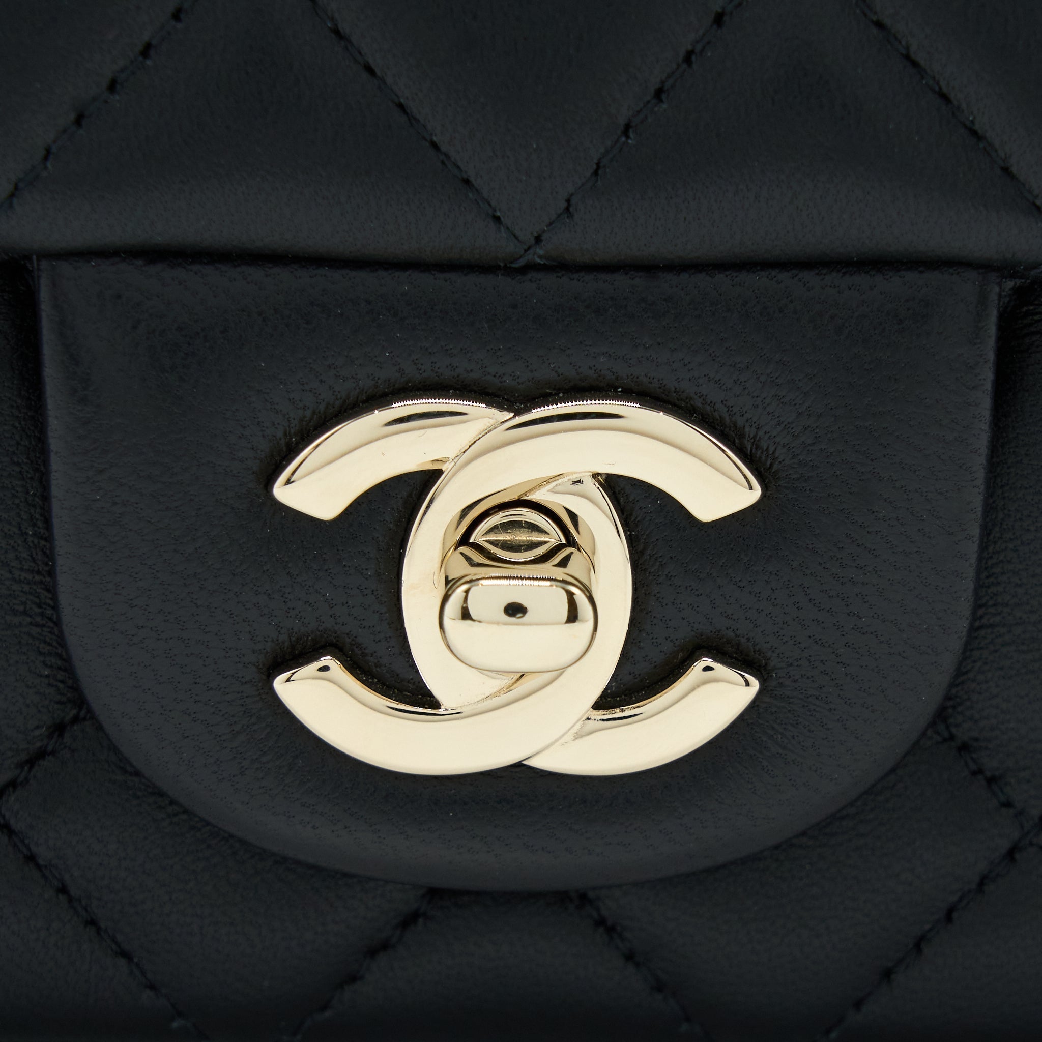 chanel-mini-rectangular-limited-edition-lambskin-black-lghw
