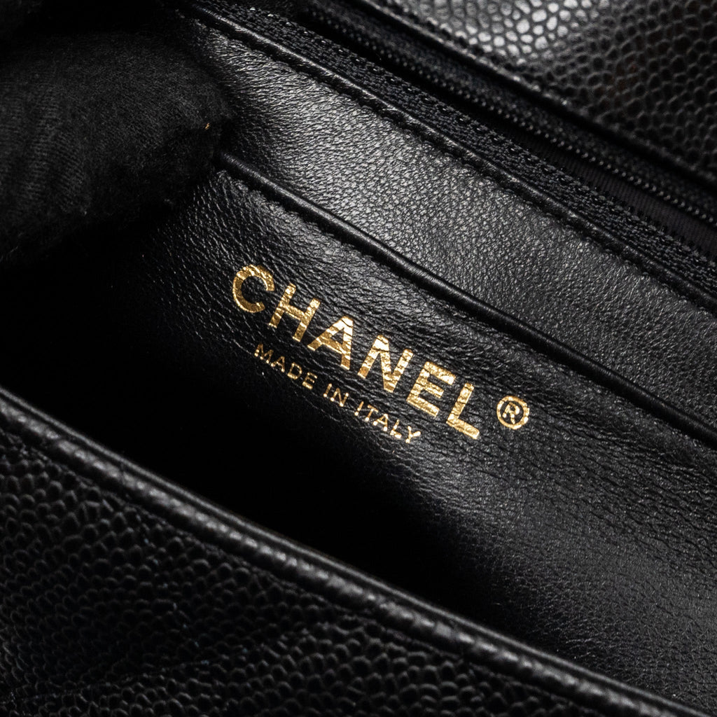 chanel-classic-jumbo-single-flap-bag-caviar-black-ghw