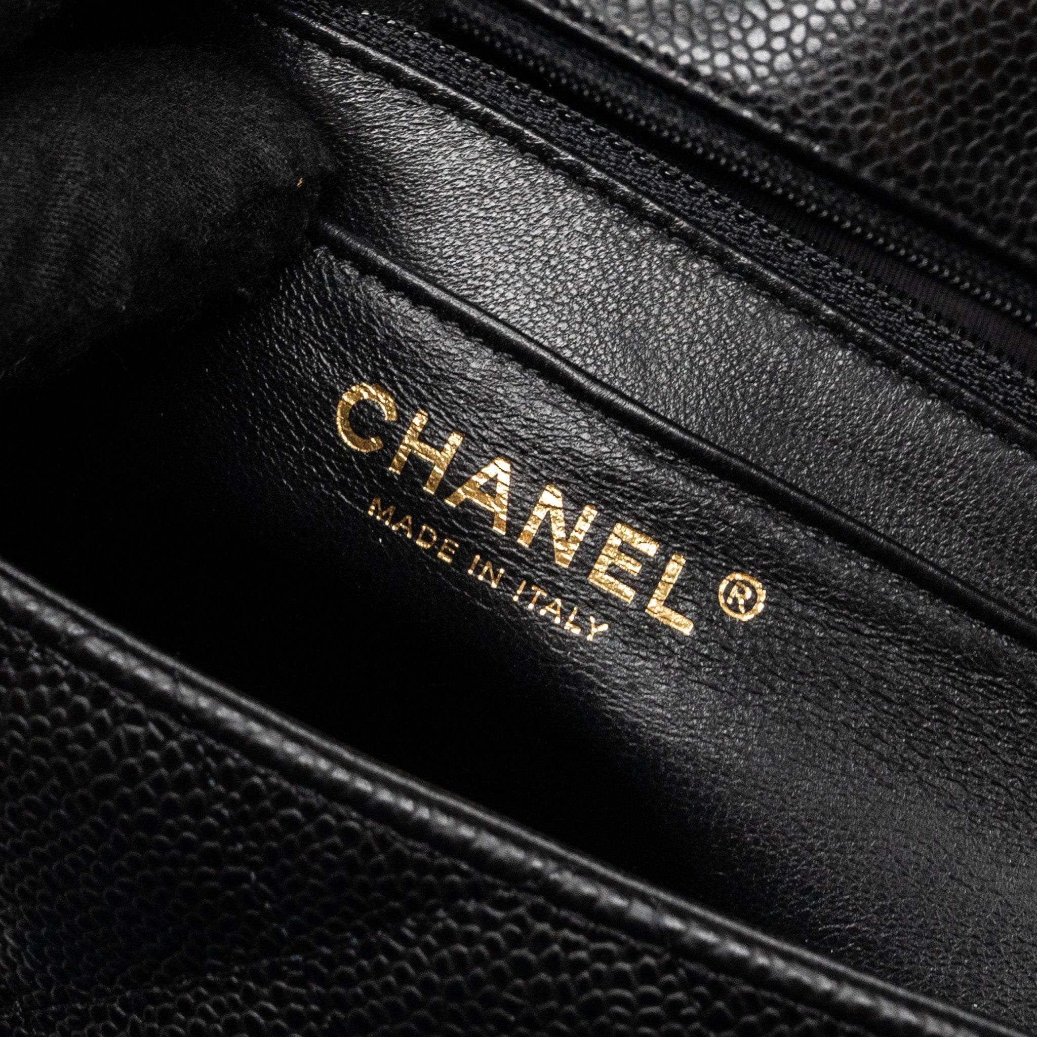 chanel-classic-jumbo-single-flap-bag-caviar-black-ghw