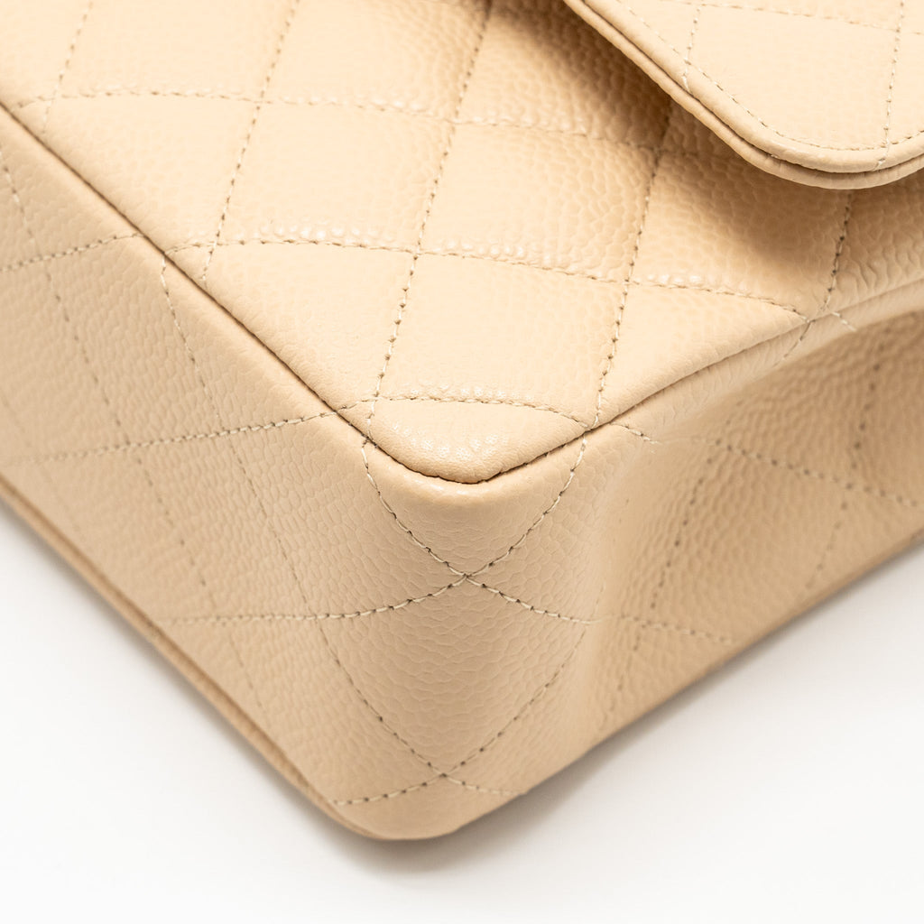 chanel-medium-classic-double-flap-caviar-beige-ghw