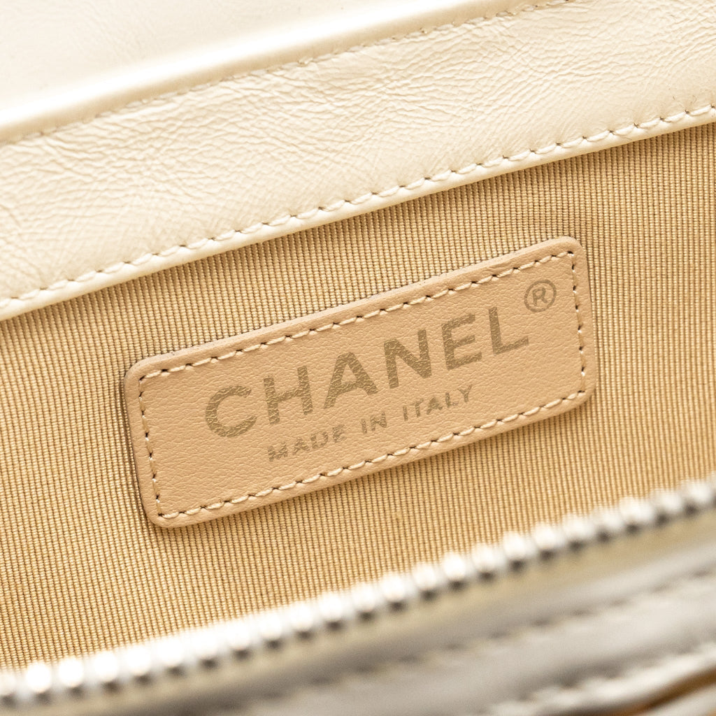 chanel-top-handle-vanity-case-bag-calfskin-raffia-white-shw-copy