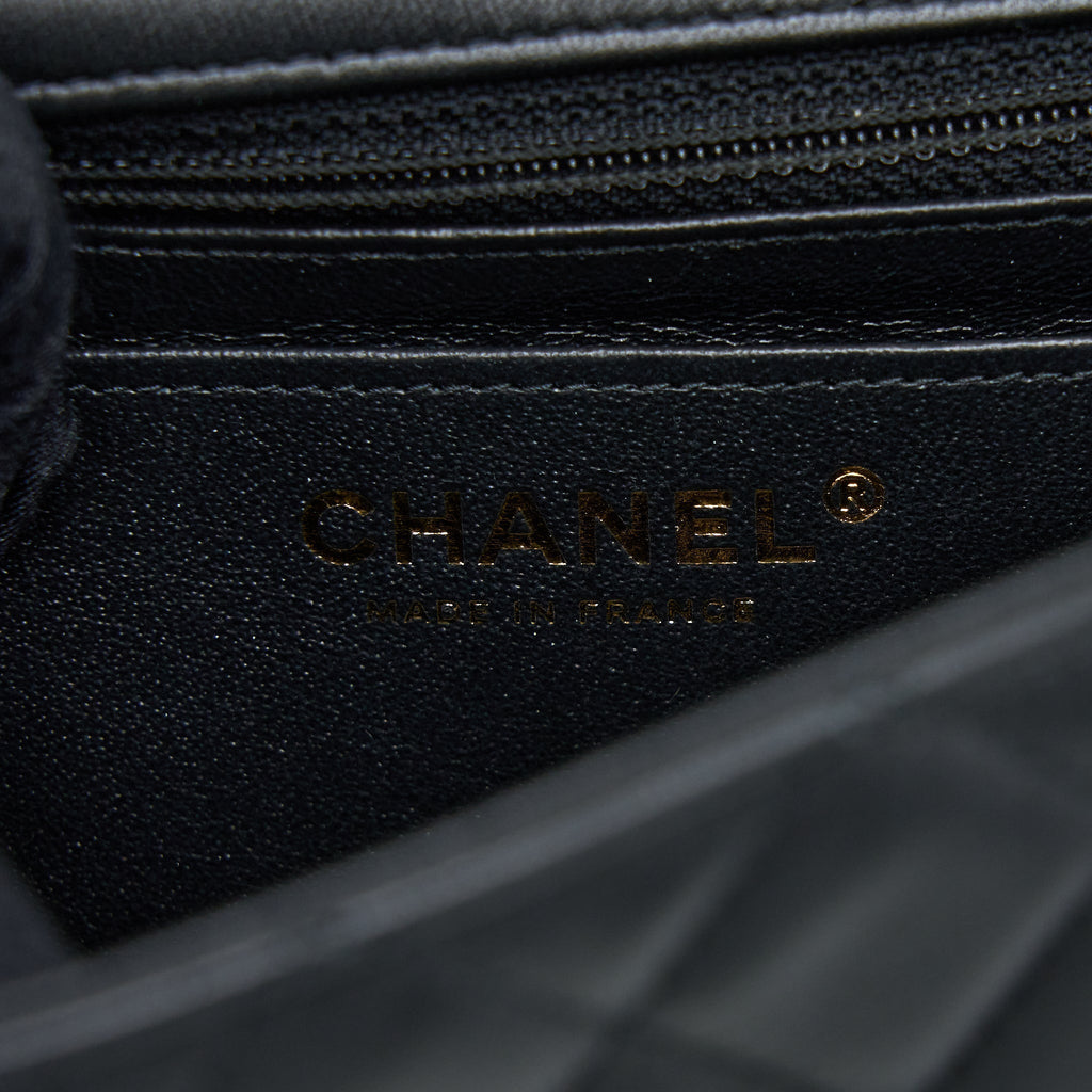 chanel-mini-rectangular-limited-edition-lambskin-black-lghw