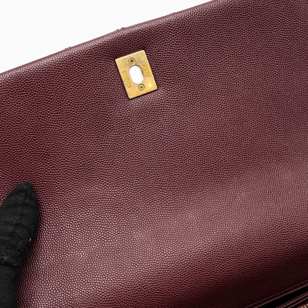 chanel-medium-coco-handle-with-lizard-handle-caviar-burgundy-ghw