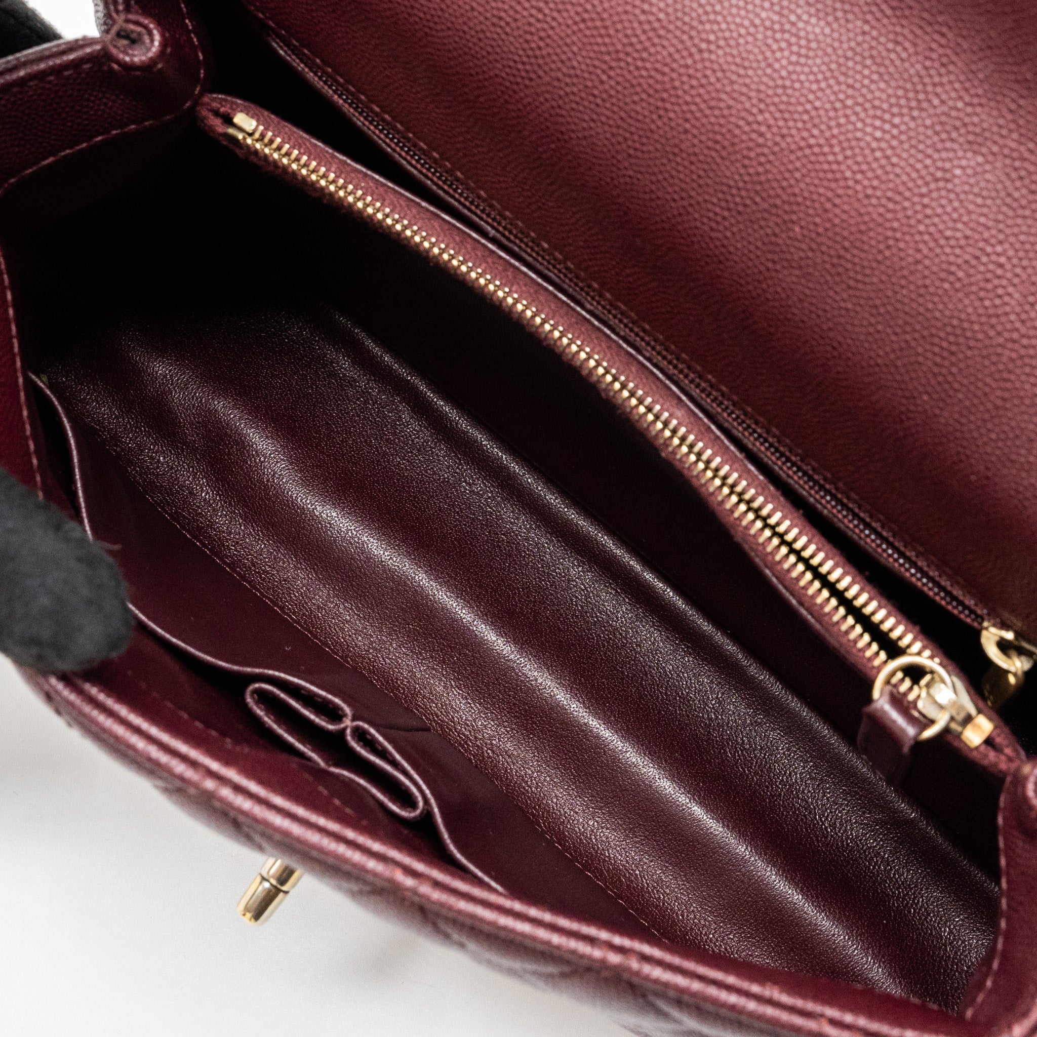 chanel-medium-coco-handle-with-lizard-handle-caviar-burgundy-ghw