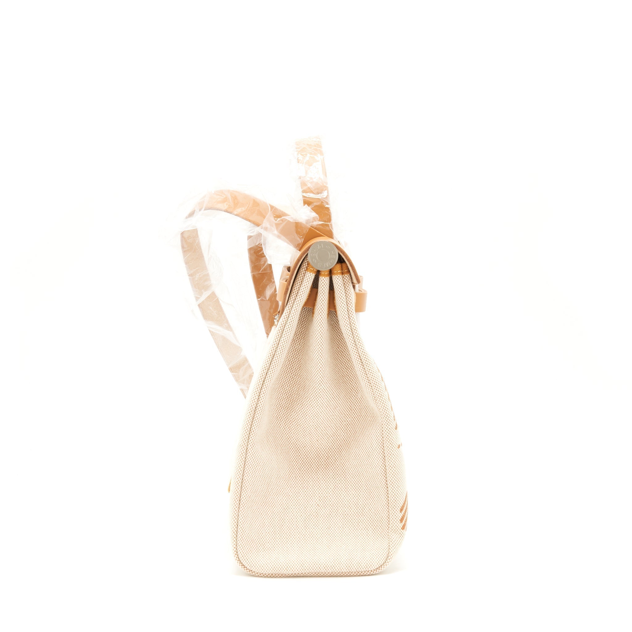 hermes-herbag-zip-31-toile-h-en-relief-brides-sable-ecru-beige-nat-sable-stamp-z