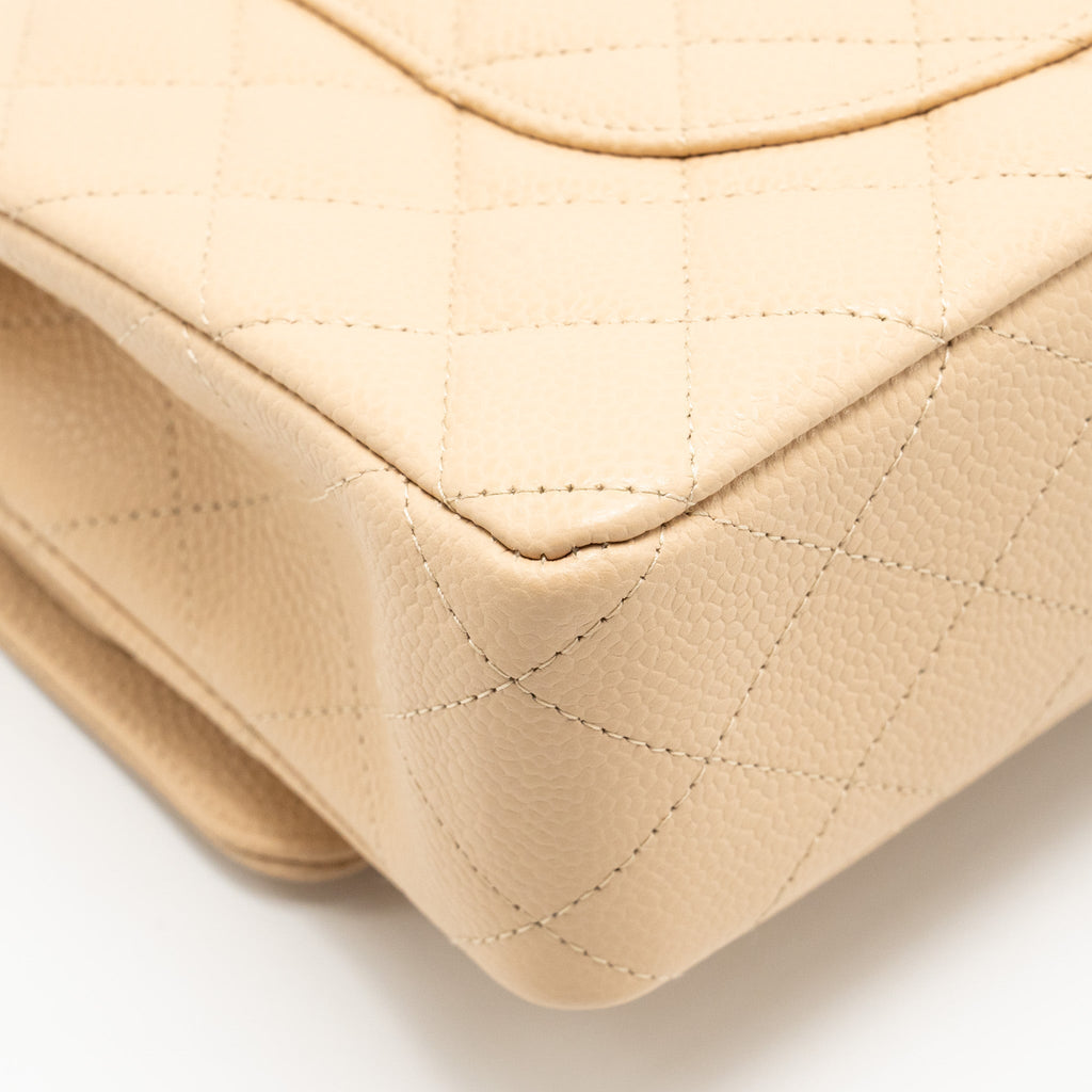 chanel-medium-classic-double-flap-caviar-beige-ghw