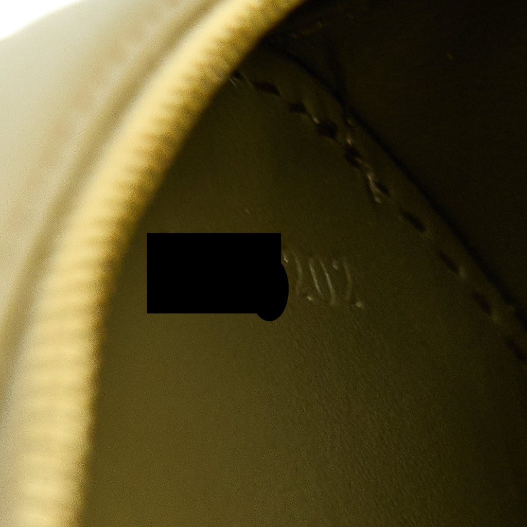 celine-crossbody-oval-purse-calfskin-olive-ghw