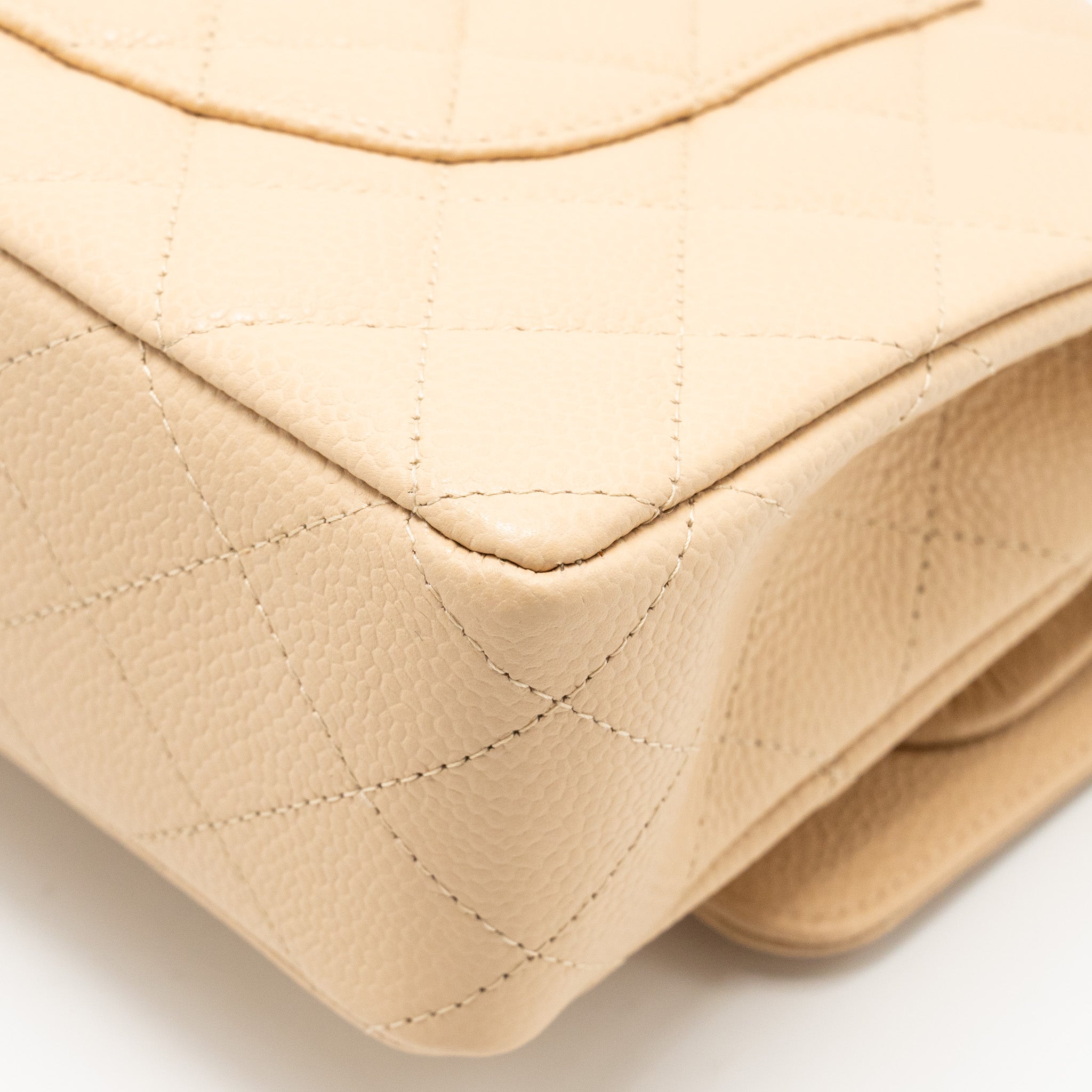 chanel-medium-classic-double-flap-caviar-beige-ghw