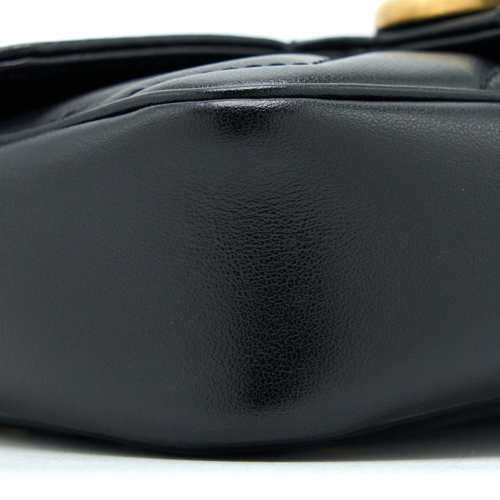 gucci-gg-marmont-super-mini-bag-calfskin-black-ghw
