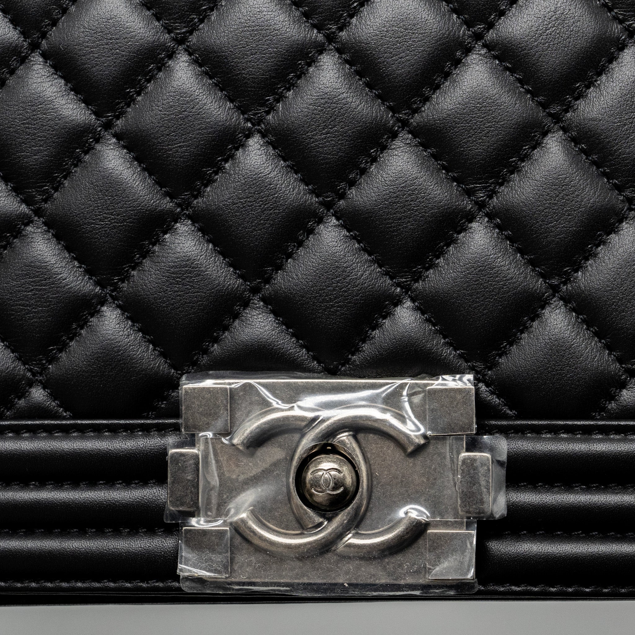 chanel-medium-boy-bag-calfskin-black-ruthenium-hardware
