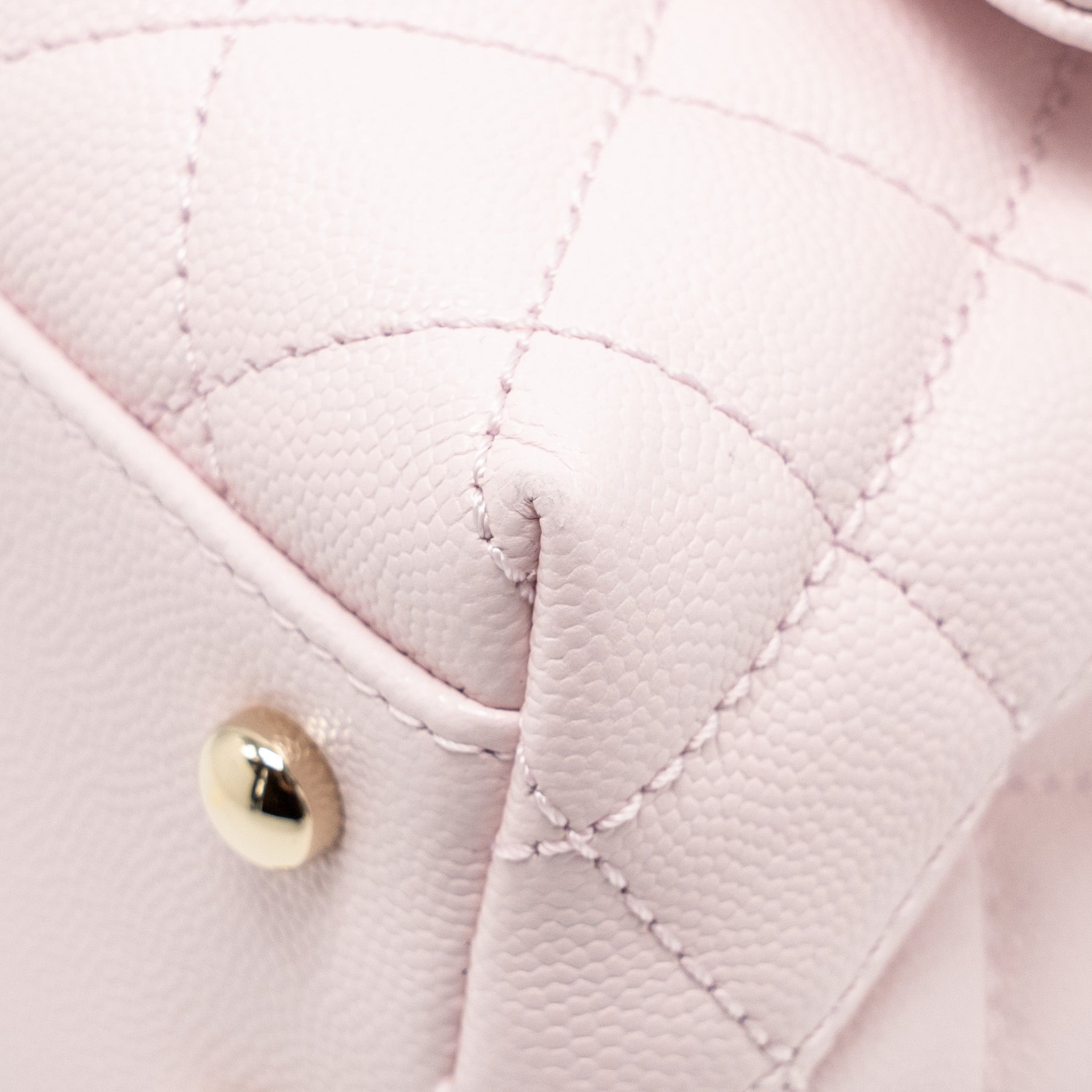chanel-small-coco-handle-caviar-light-pink-lghwmicrochip