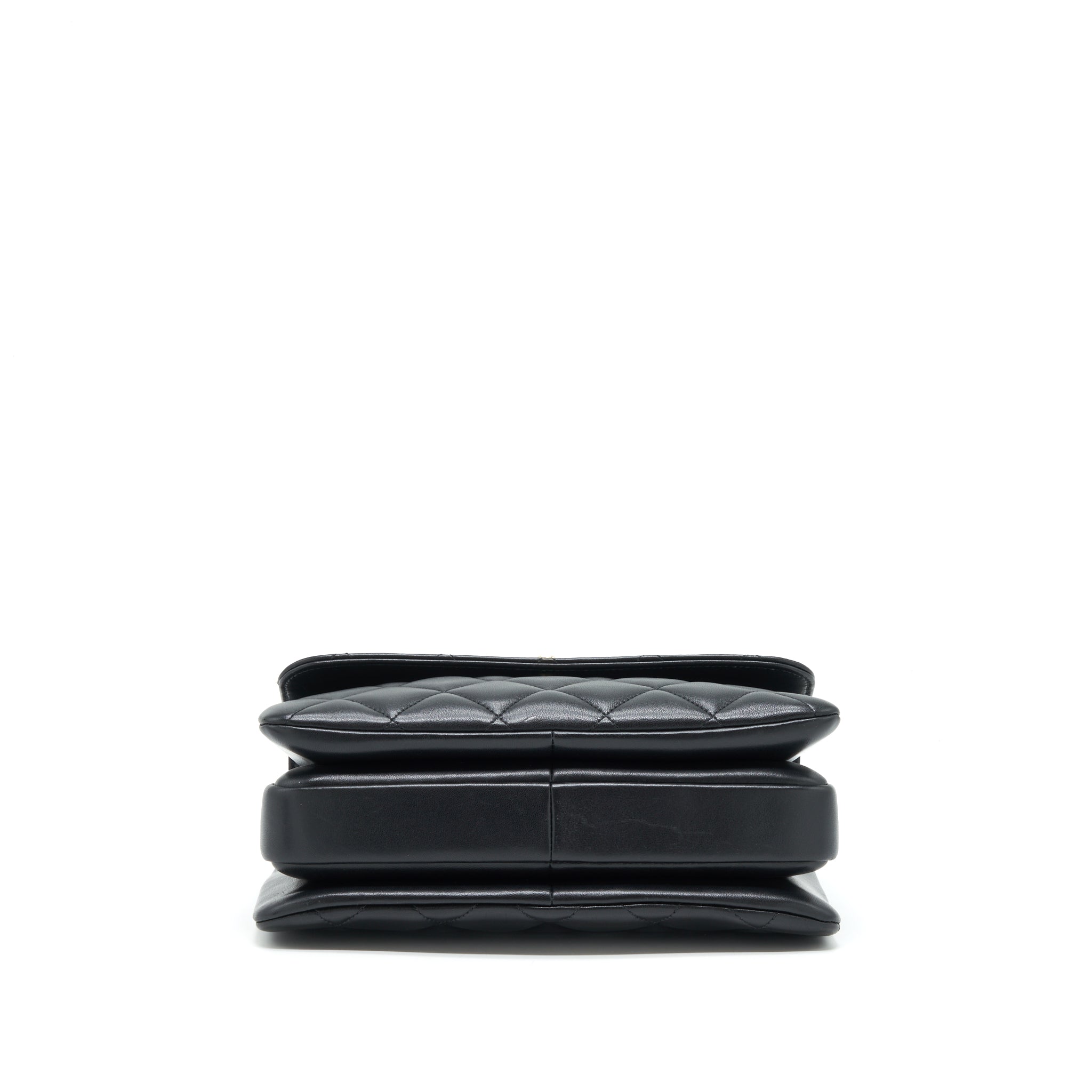 chanel-trendy-cc-flap-bag-lambskin-black-lghw