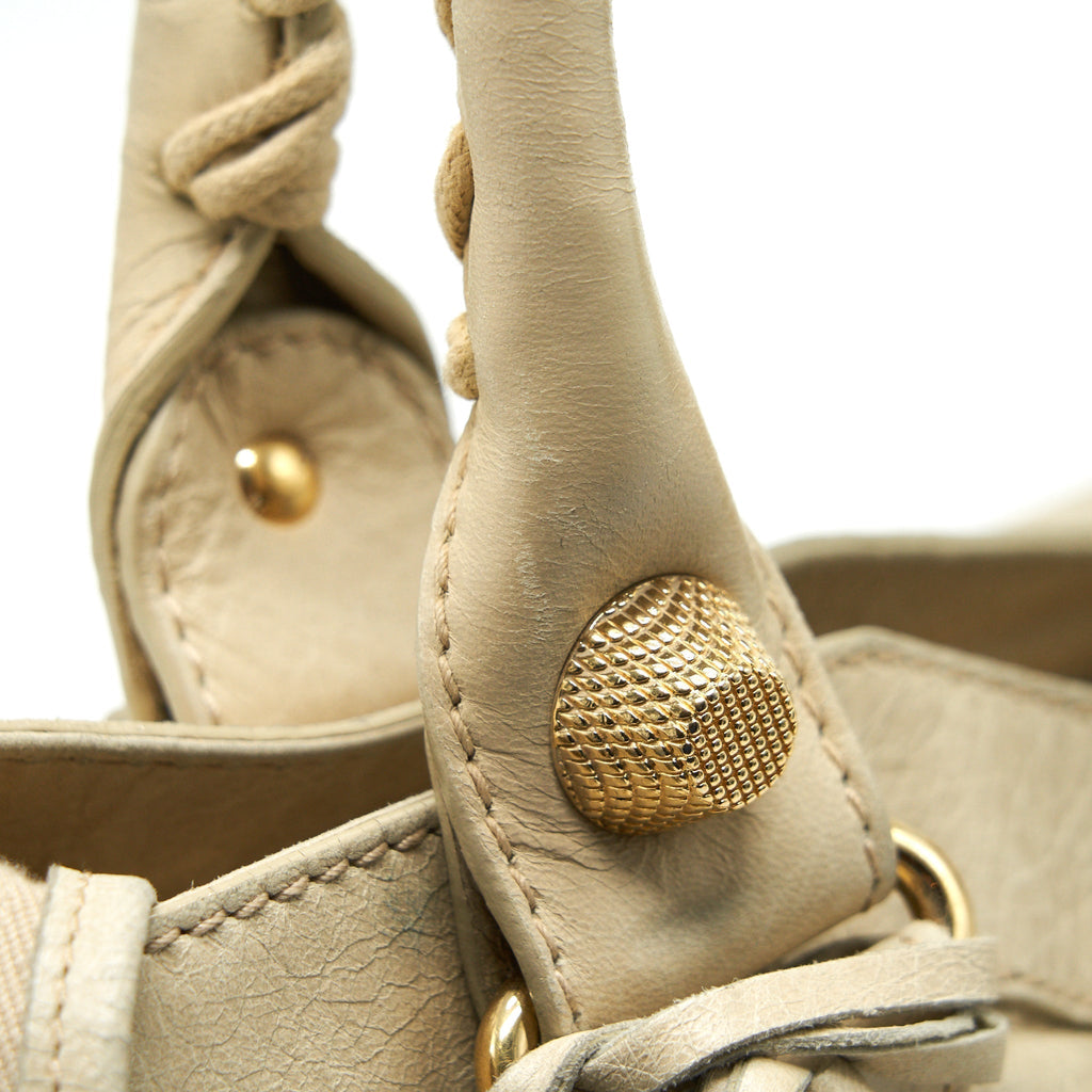 balenciaga-giant-city-bag-beige-ghw-1