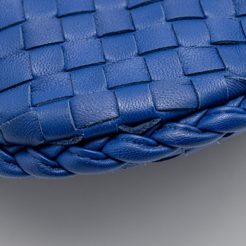bottega-veneta-intercciato-hobo-bag-lambskin-dark-blue-shw