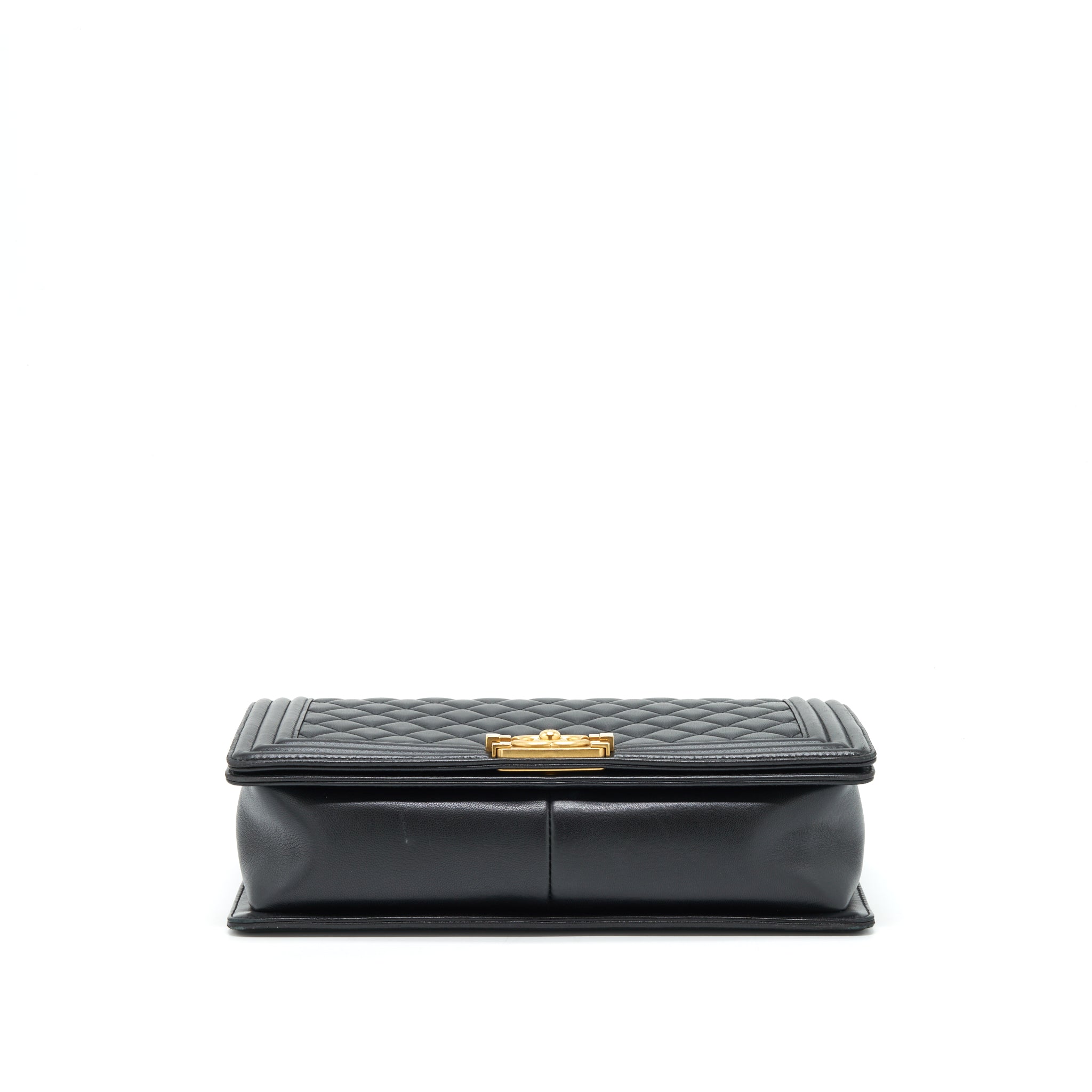 chanel-boy-bag-new-medium-28cm-lambskin-black-ghw