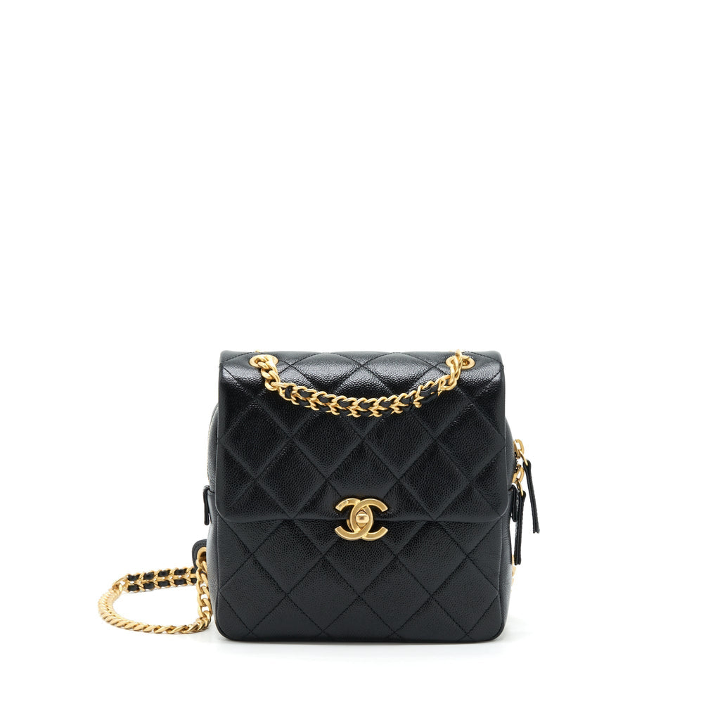 chanel-22p-flap-backpack-caviar-black-ghw-1